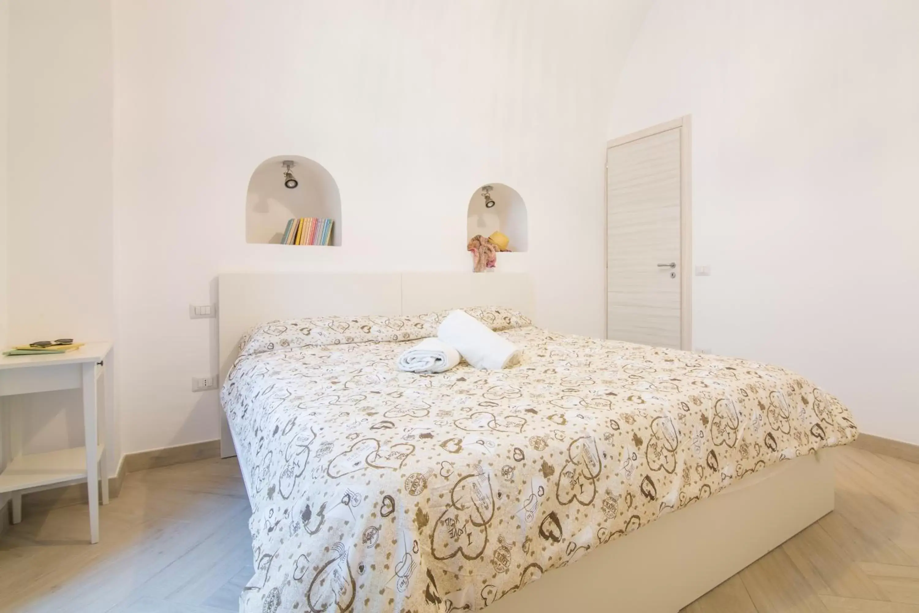 Bedroom, Bed in Villa Mariagiovanna
