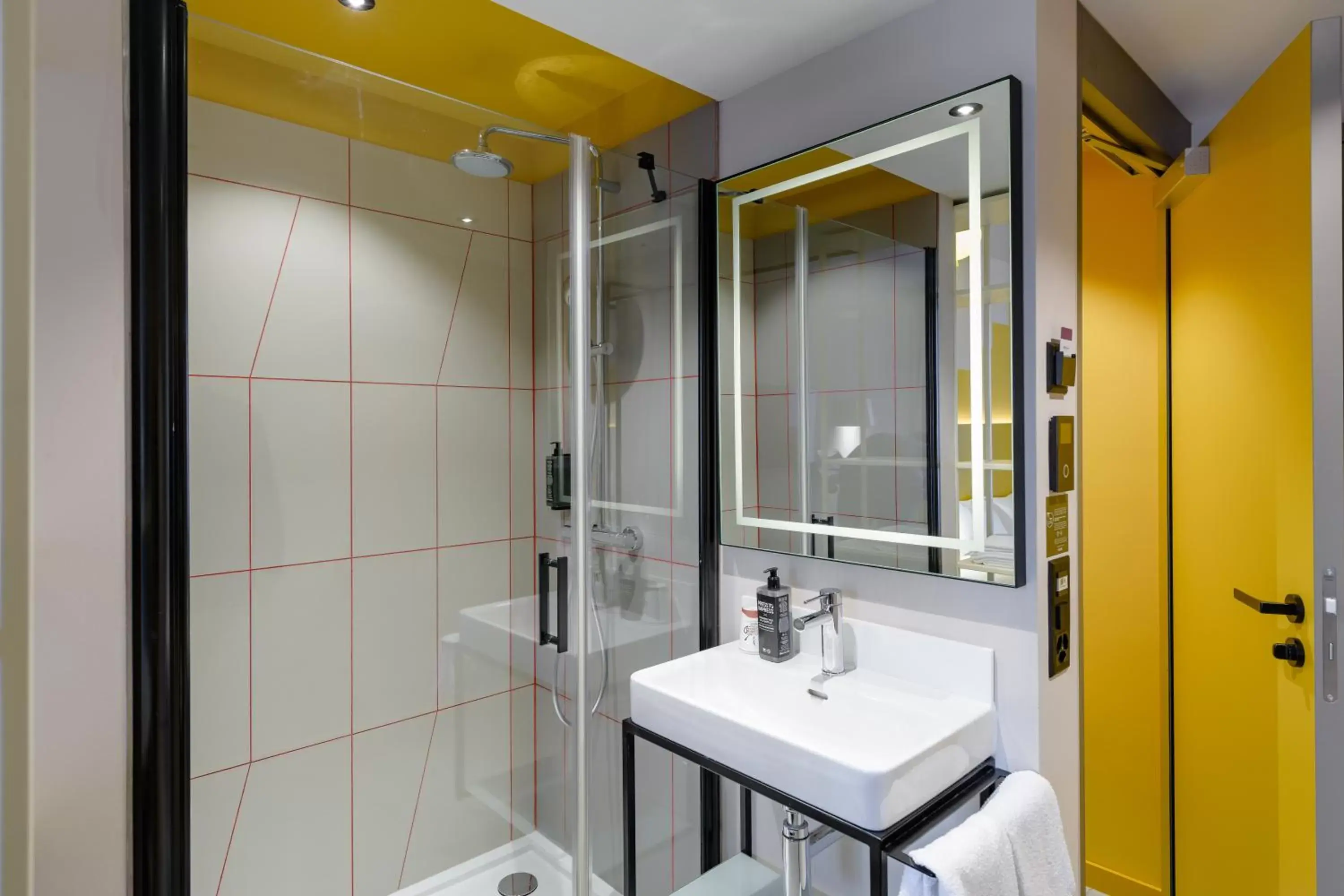 Bathroom in ibis Styles Zurich City Center