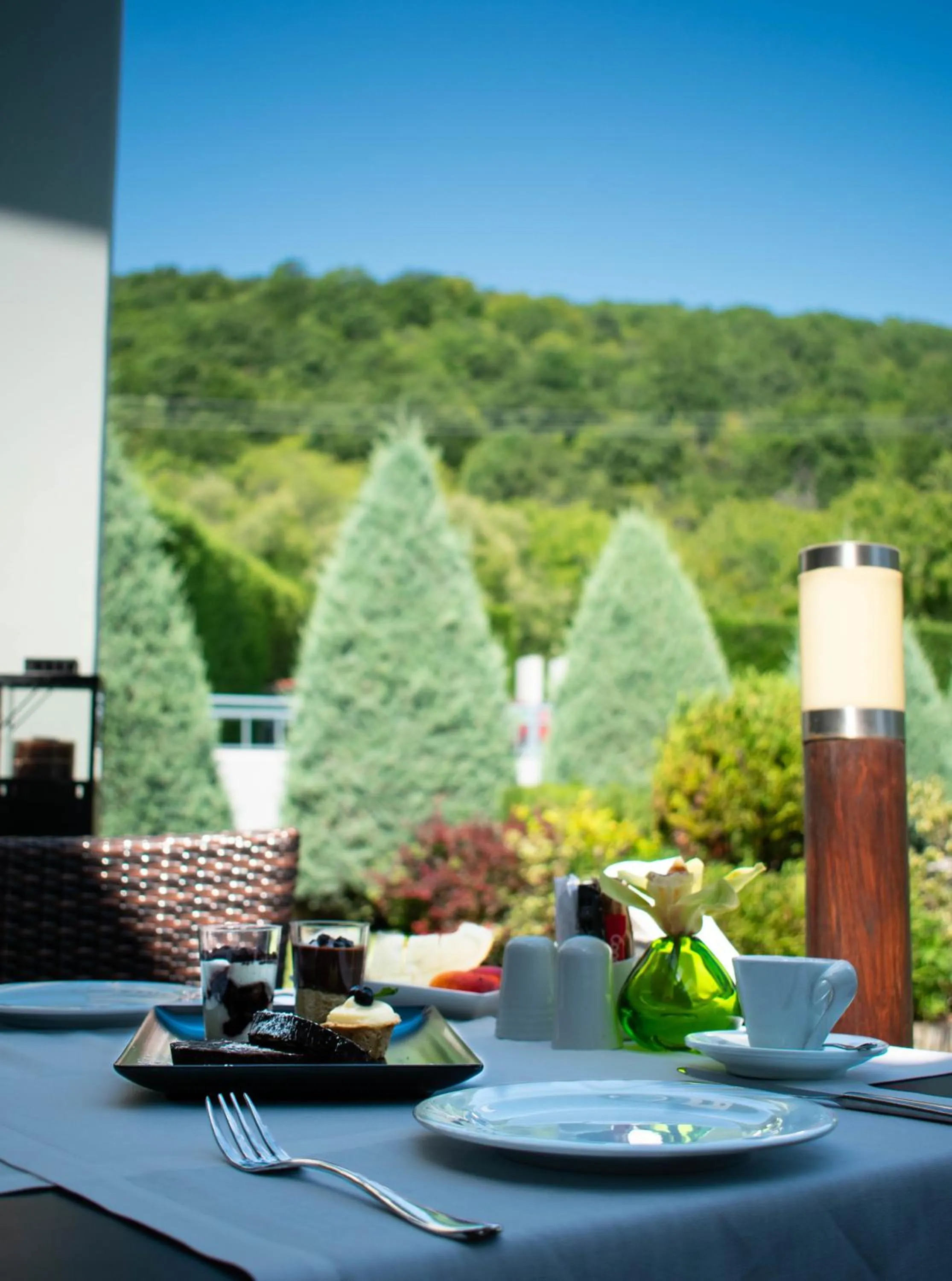 Restaurant/places to eat in Esperos Palace Luxury & Spa Hotel