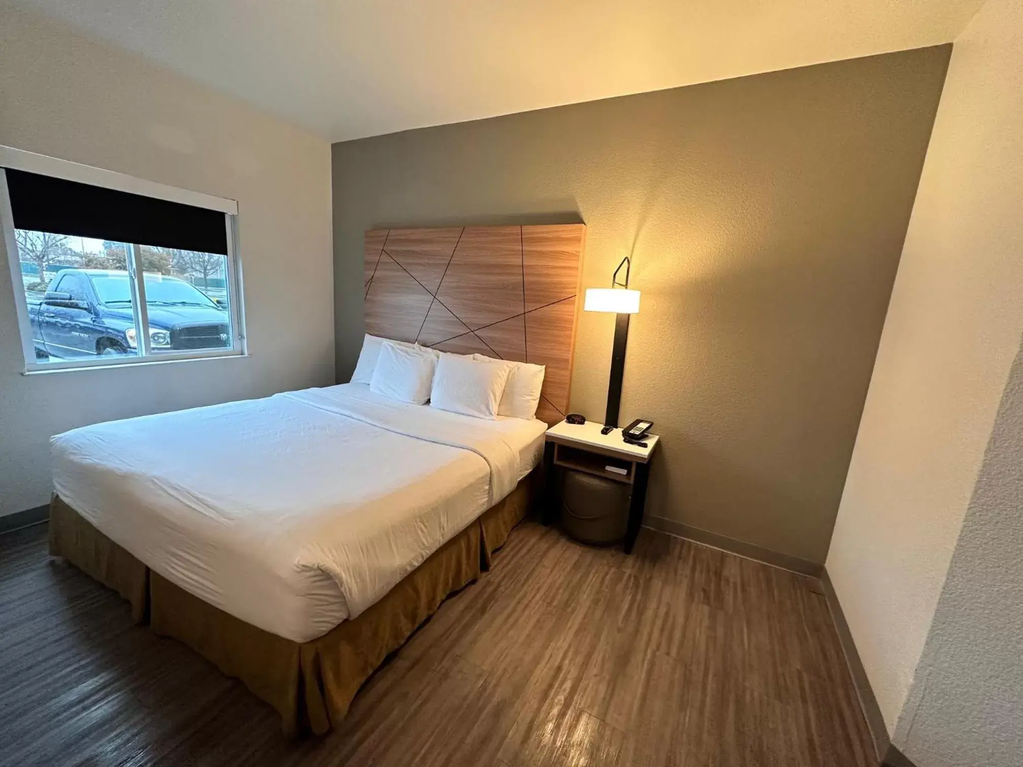 Bed in Quality Inn Yuba City-Marysville