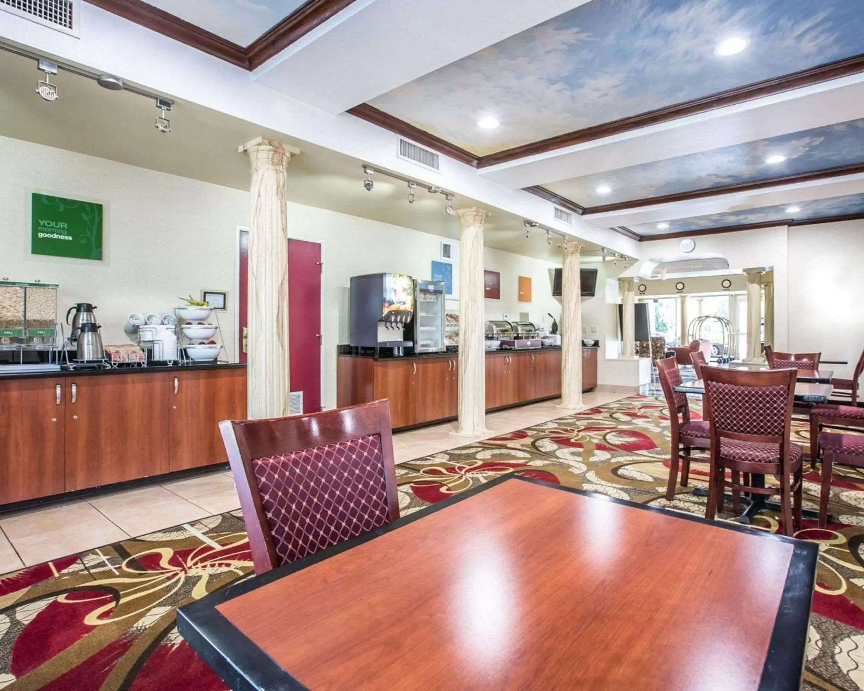 Restaurant/places to eat in Comfort Suites Bakersfield Restaurant/places to eat in Comfort Suites Bakersfield