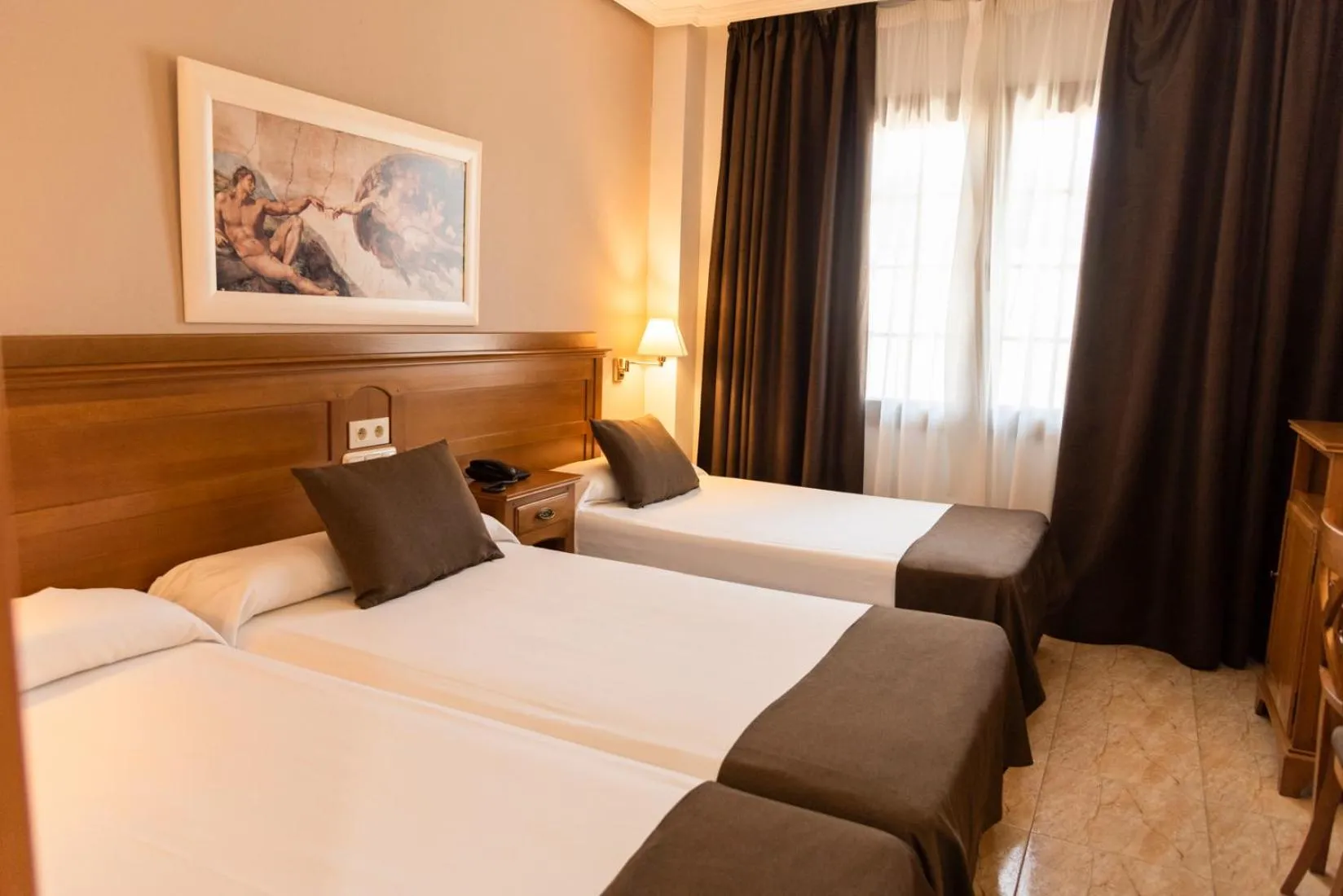 Photo of the whole room, Bed in Carlos I Toledo