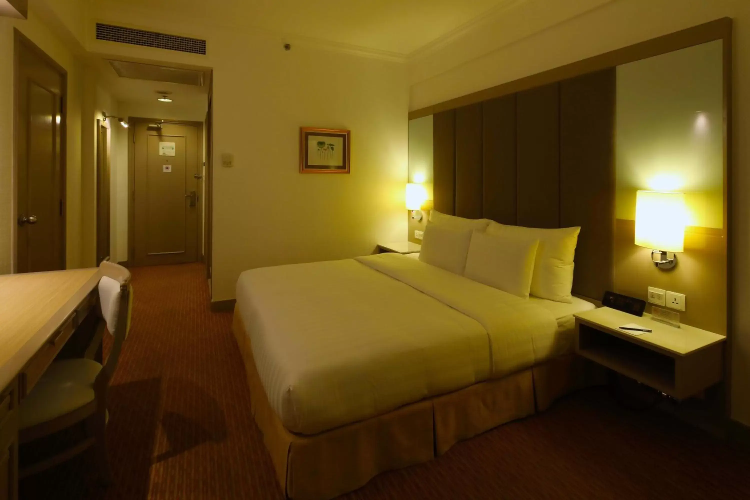 Bed in Sunway Hotel Hanoi