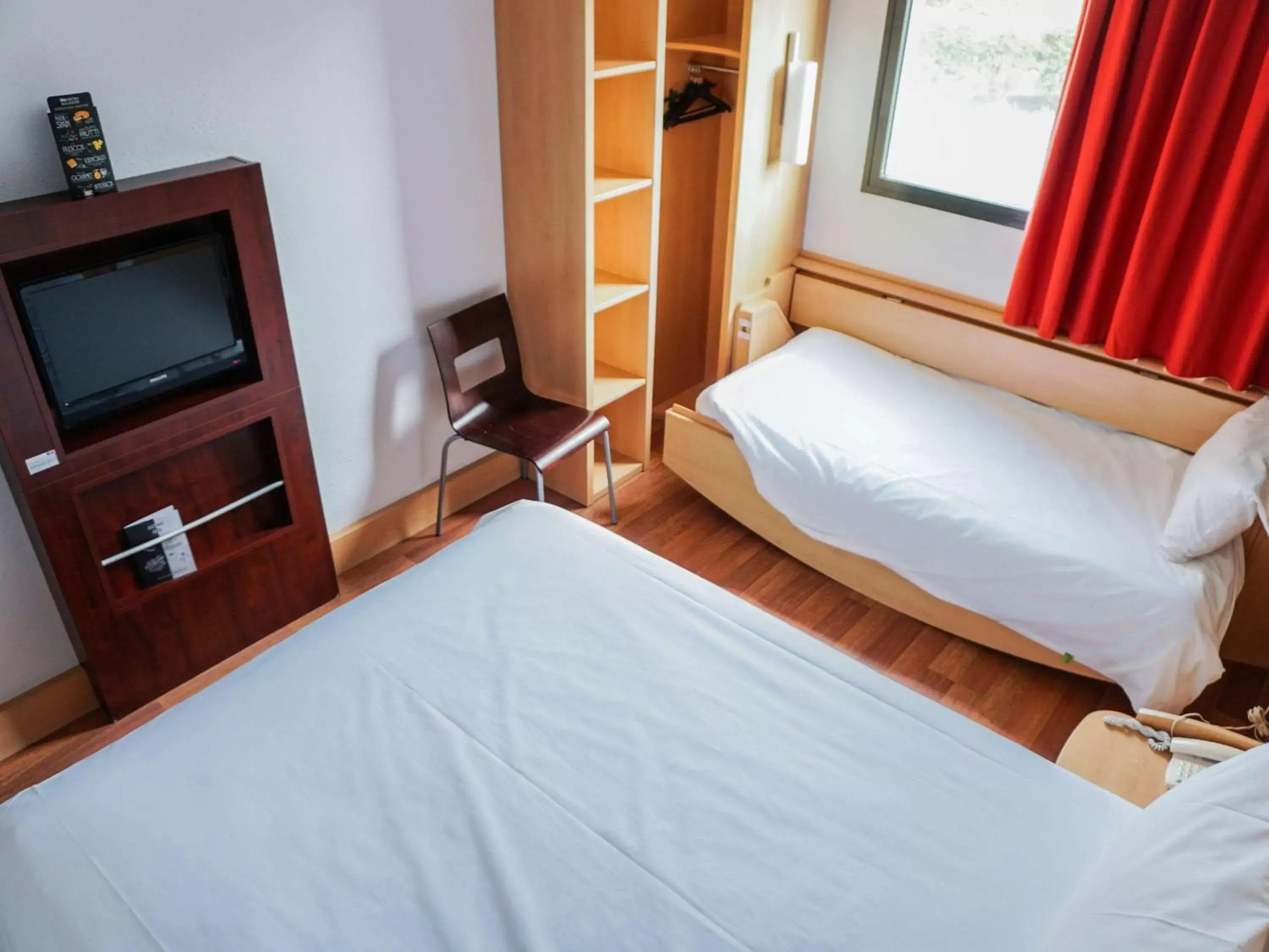Other, Bed in Ibis Girona