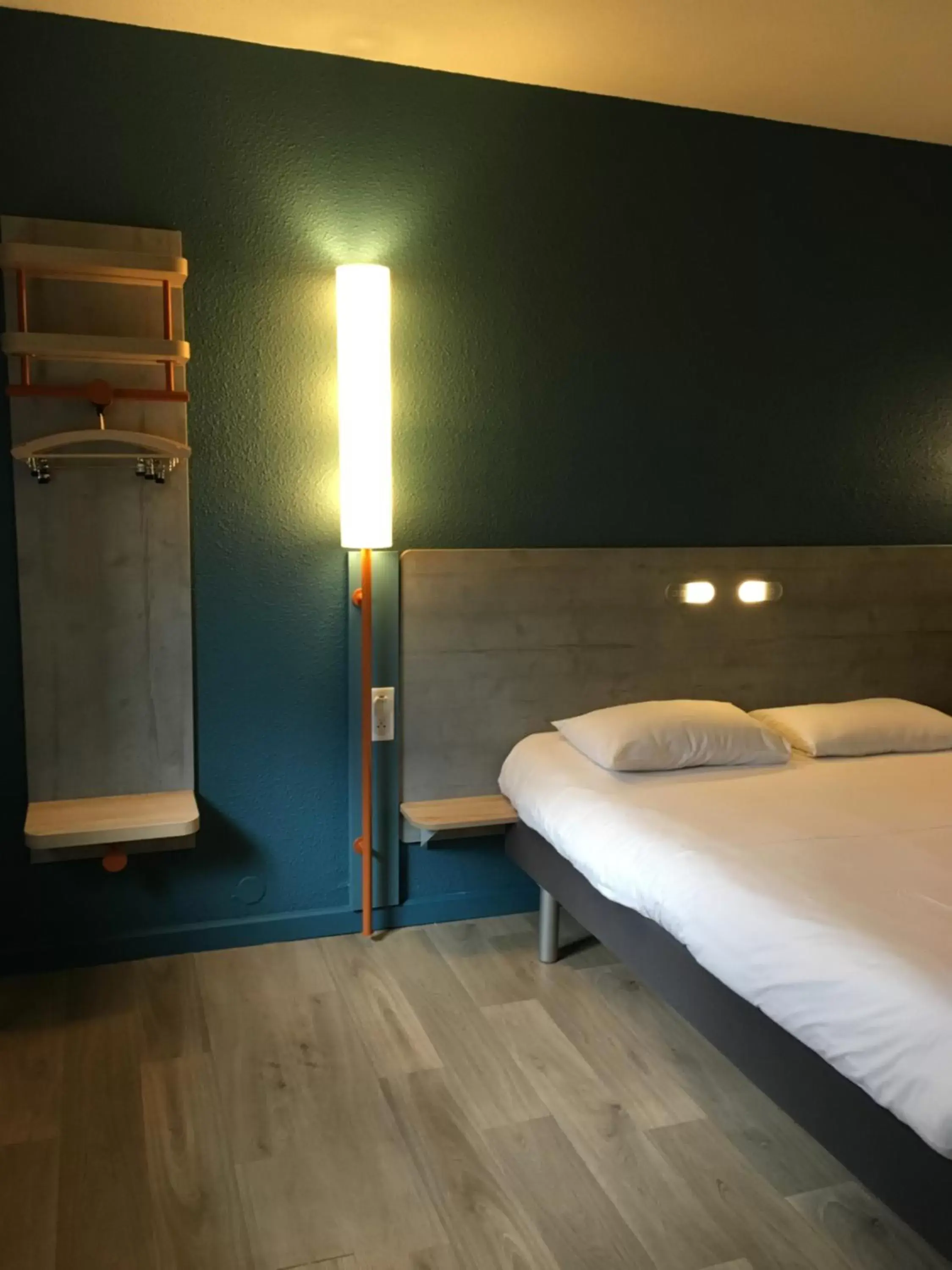 bunk bed, Bed in ibis budget Rochefort