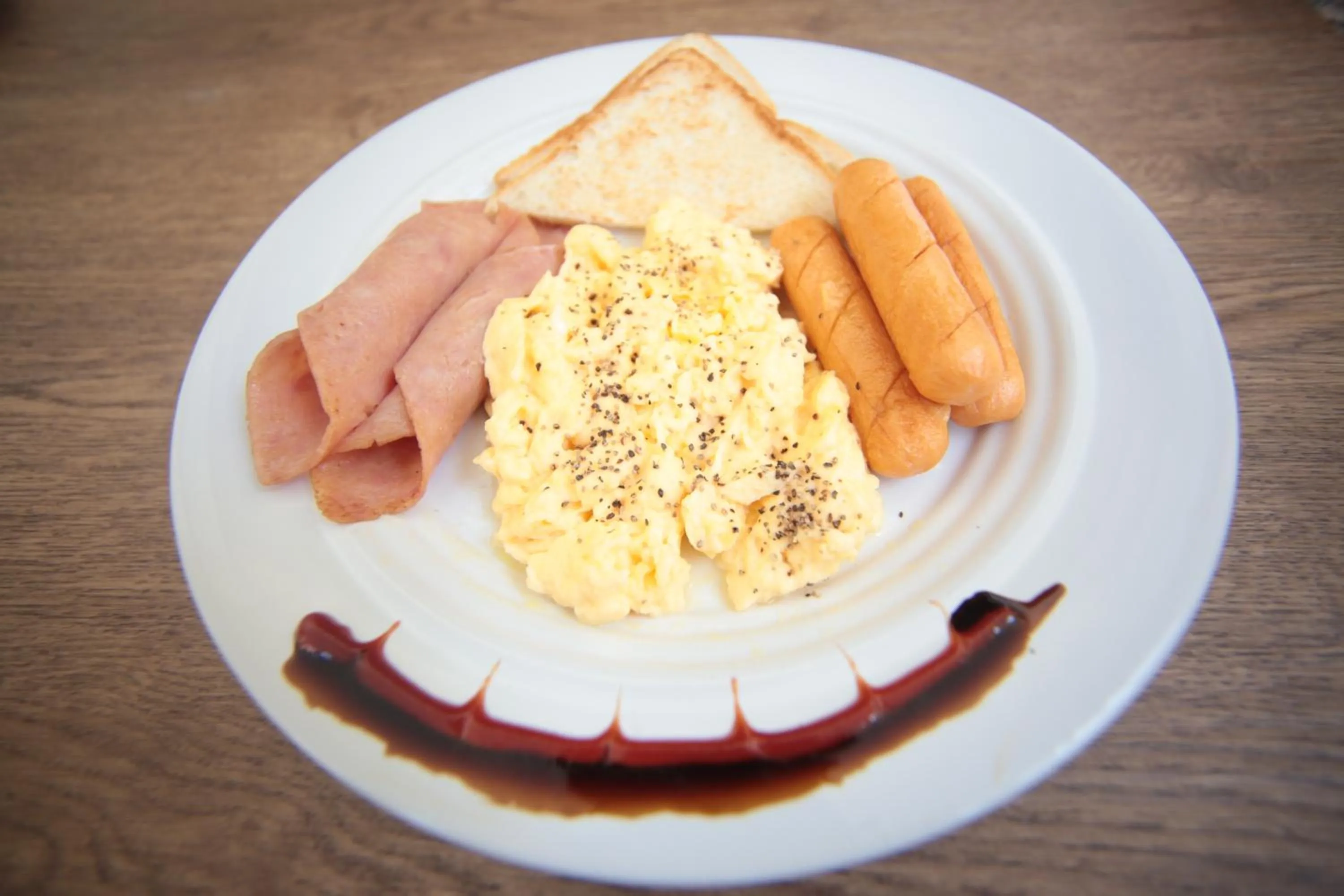 Breakfast in The Myth - Sud Sathorn