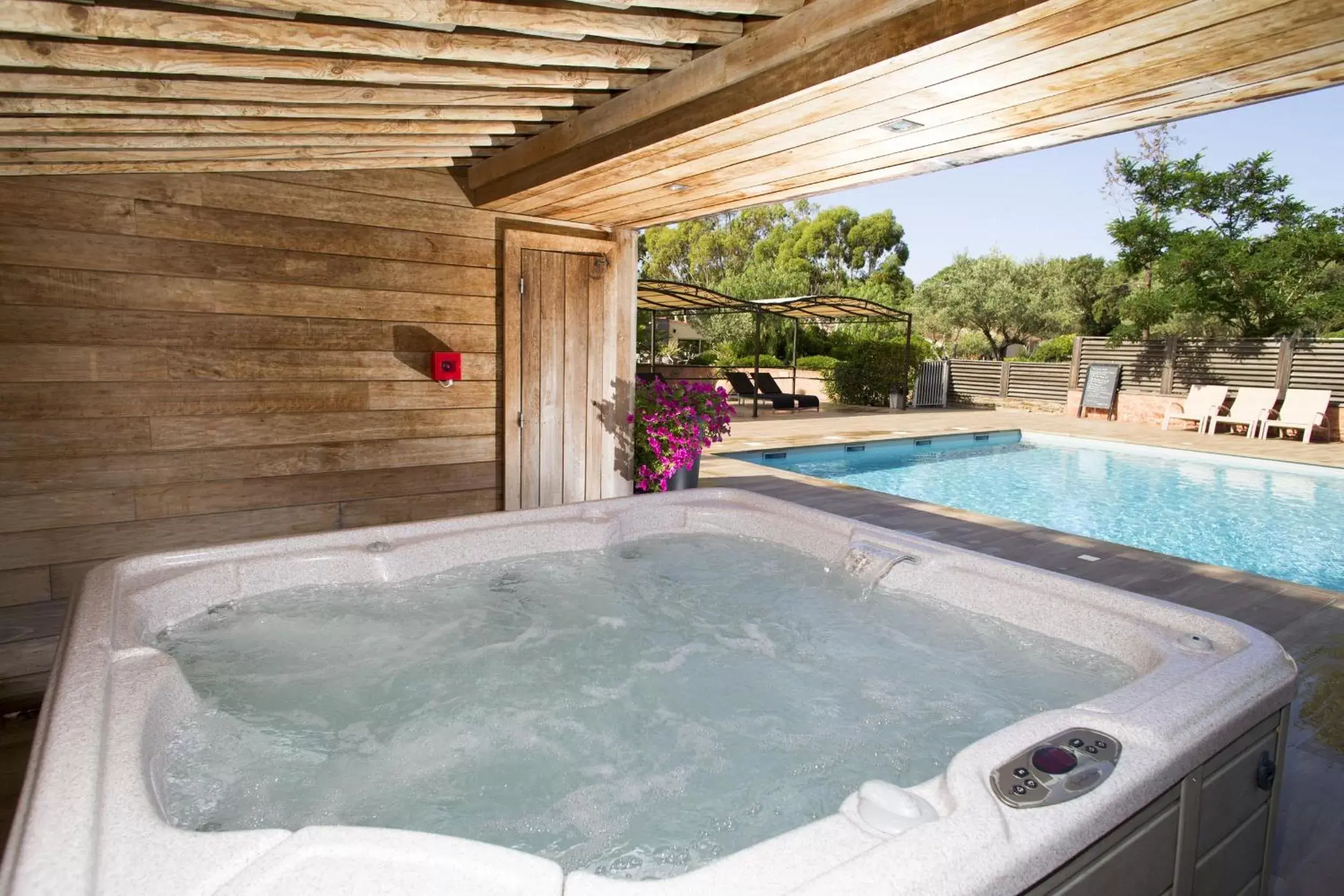 Hot Tub, Swimming Pool in San Giovanni