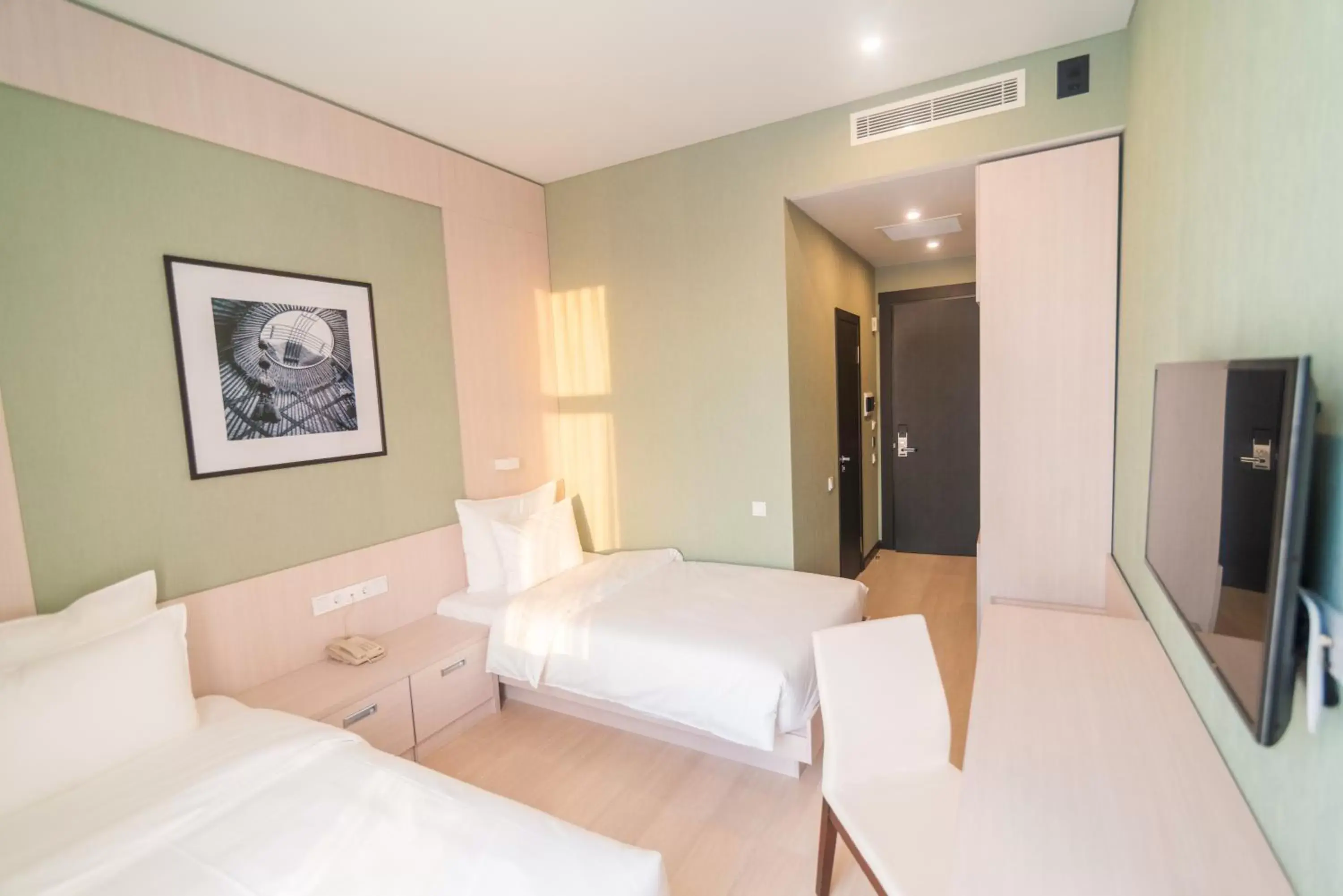 Standard Twin Room in Resident City Hotel Standard Twin Room in Resident City Hotel