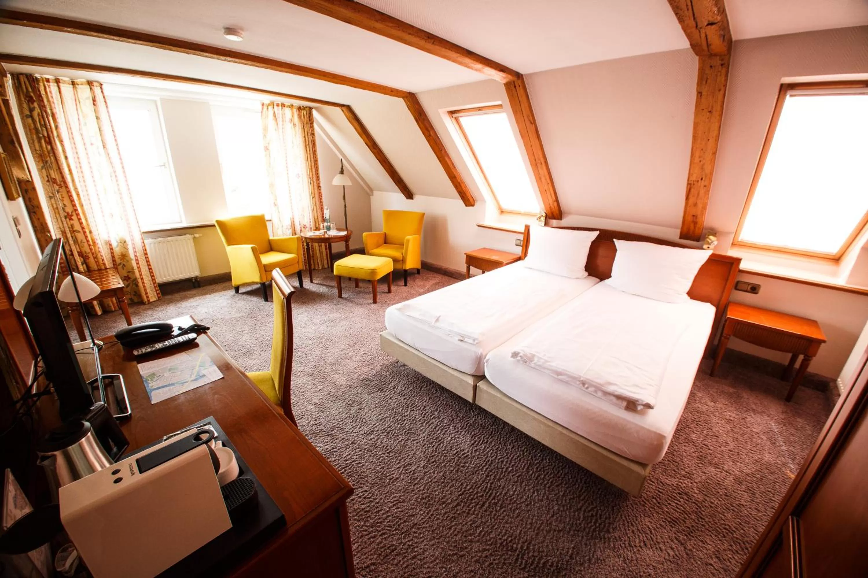 Photo of the whole room, Bed in Romantik Hotel Aquarium