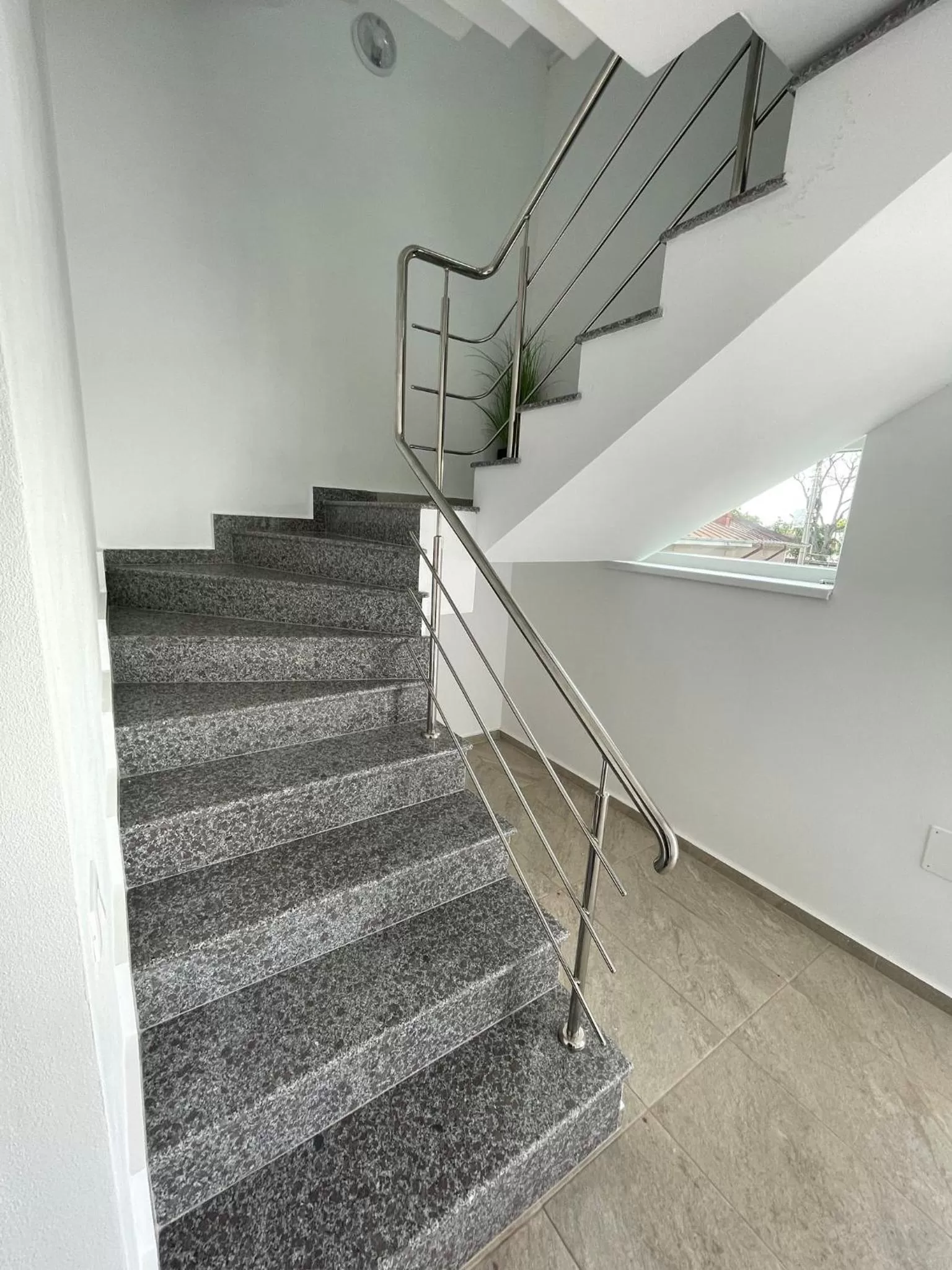 Cazare apartamente LAVI-TOUR Tg Neamț