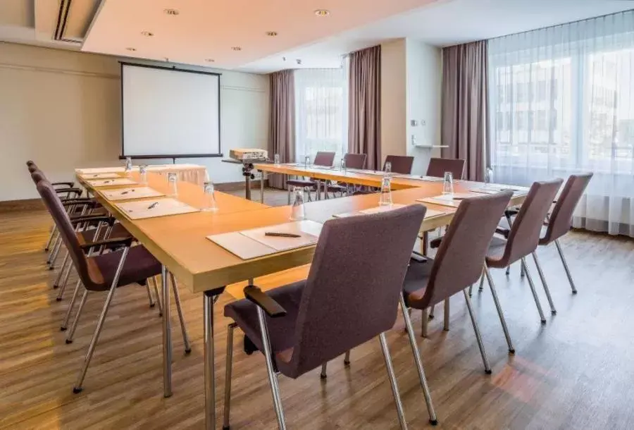 Meeting/conference room in relexa Hotel Frankfurt am Main (Superior)