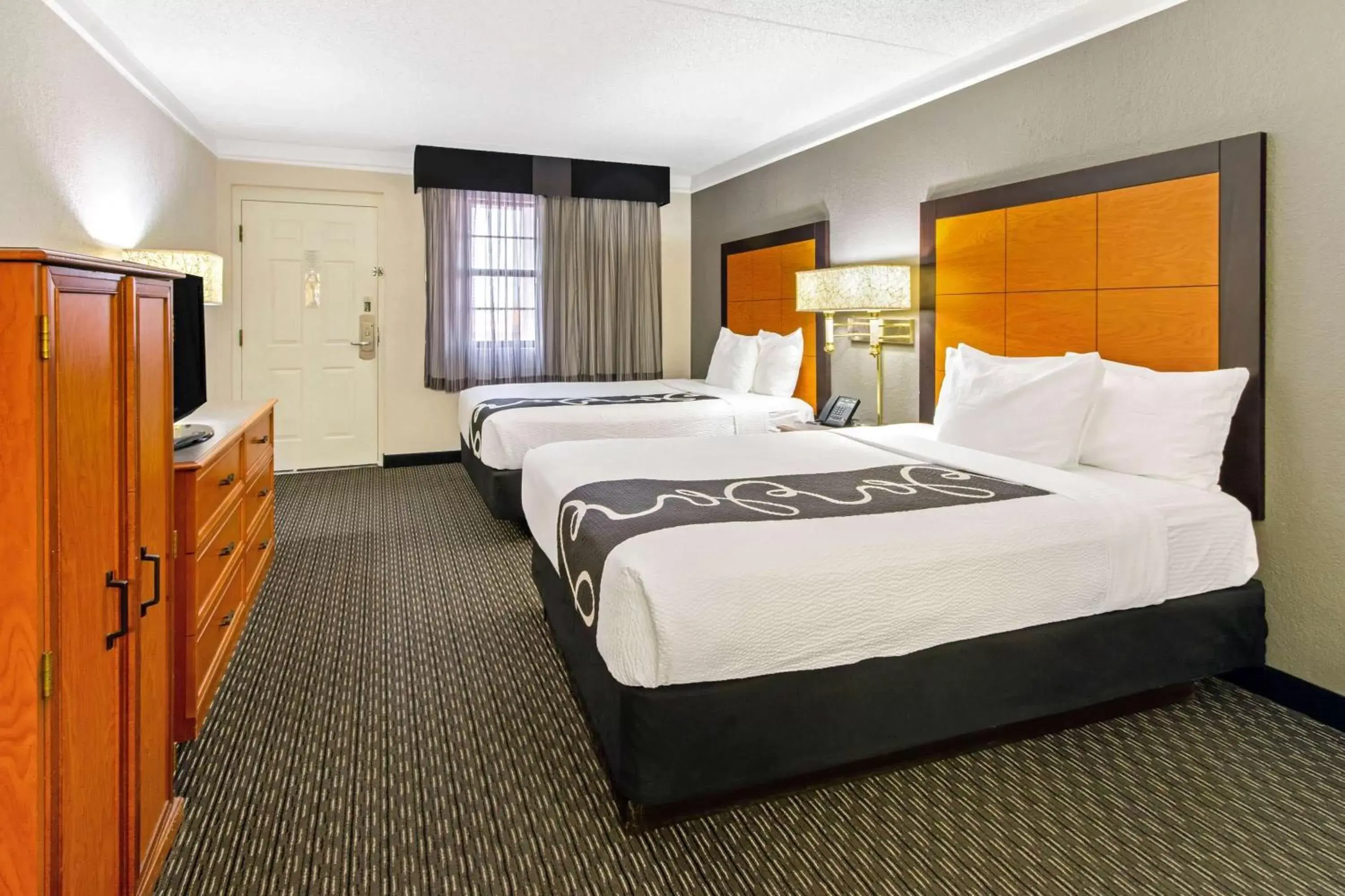 Deluxe Double Room with Two Double Beds in La Quinta Inn by Wyndham Santa Fe Deluxe Double Room with Two Double Beds in La Quinta Inn by Wyndham Santa Fe