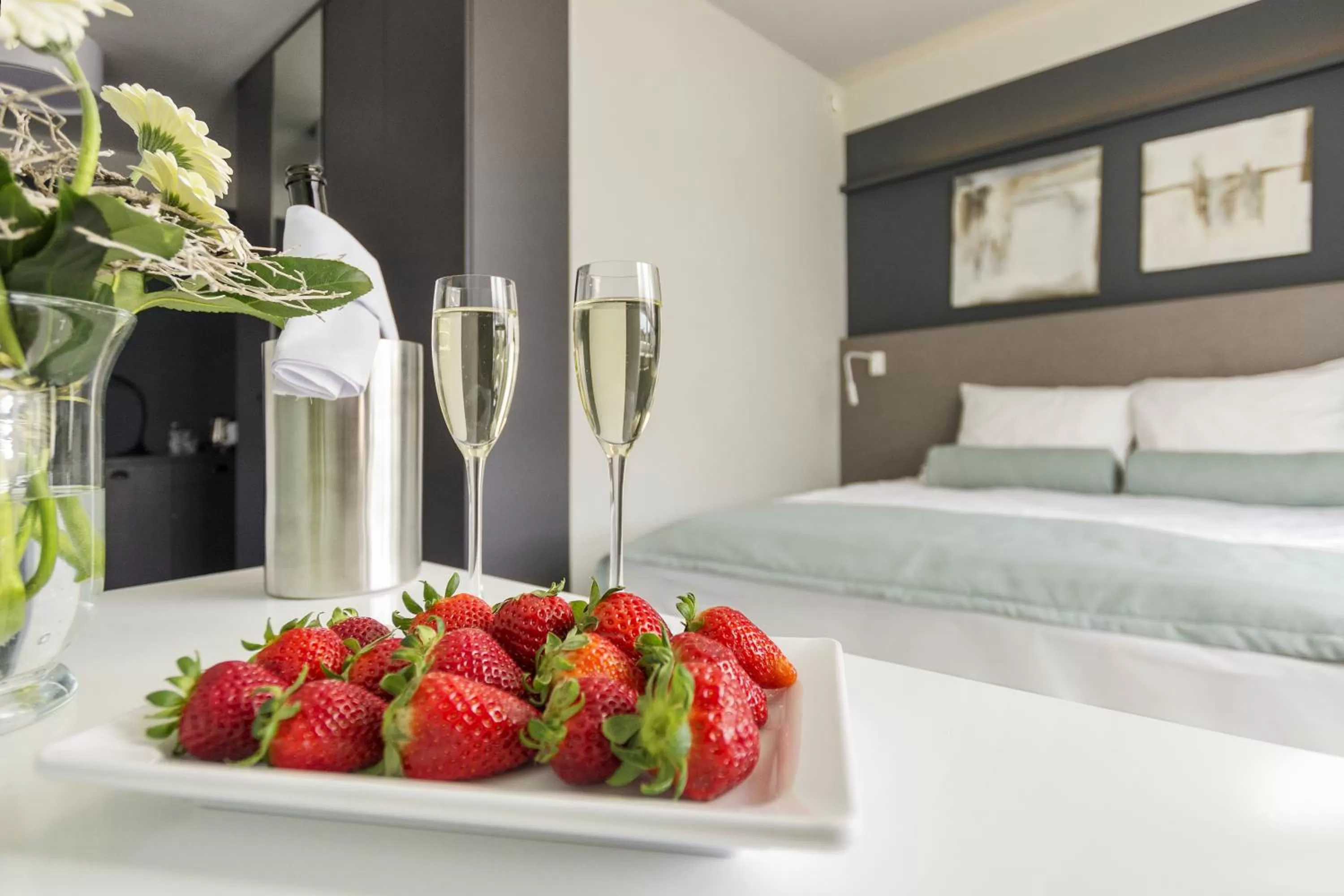 Photo of the whole room, Bed in So Stay Bed & Breakfast