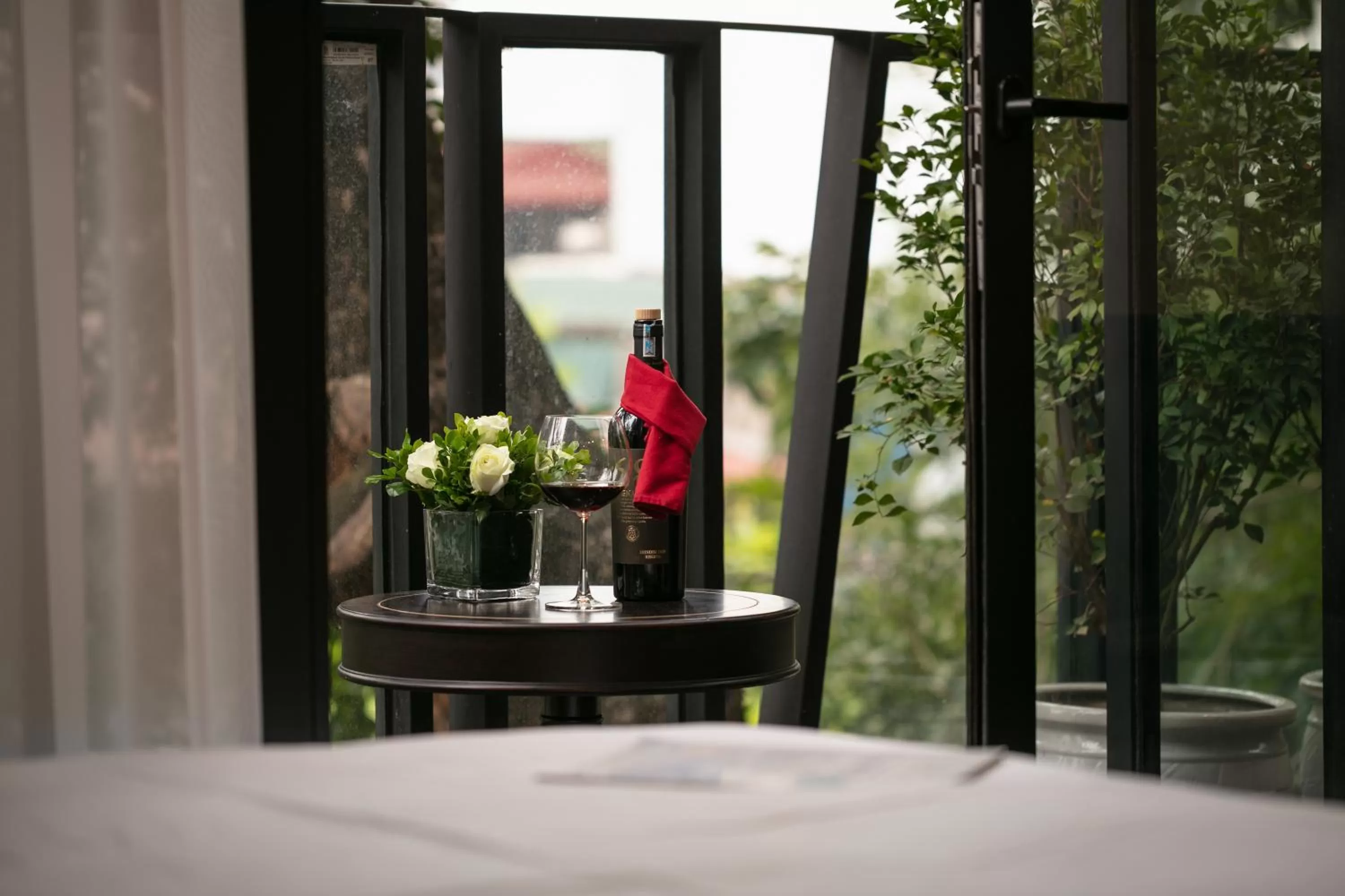 Decorative detail in Marina Hotel