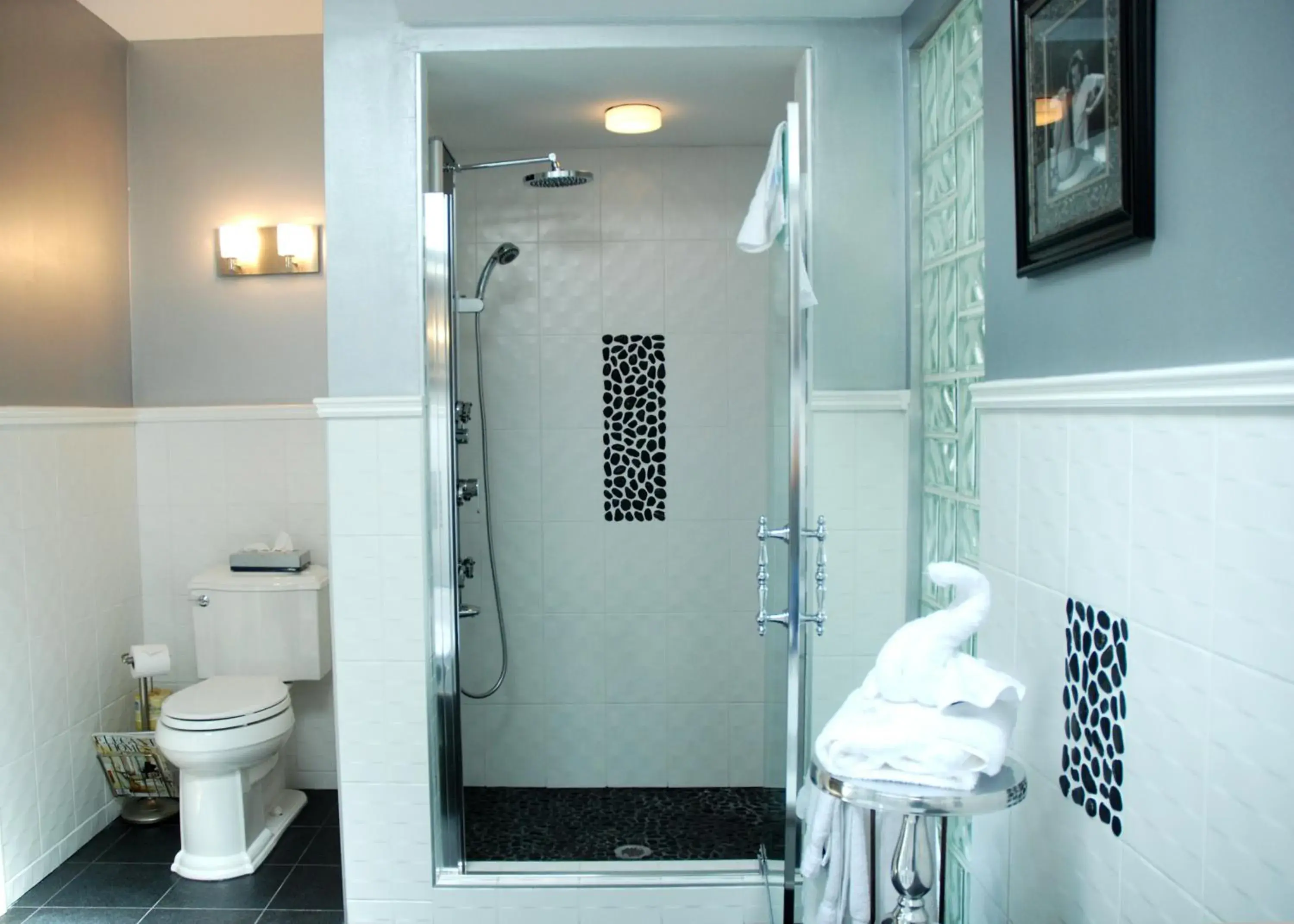 Bathroom in Rosellen Suites At Stanley Park