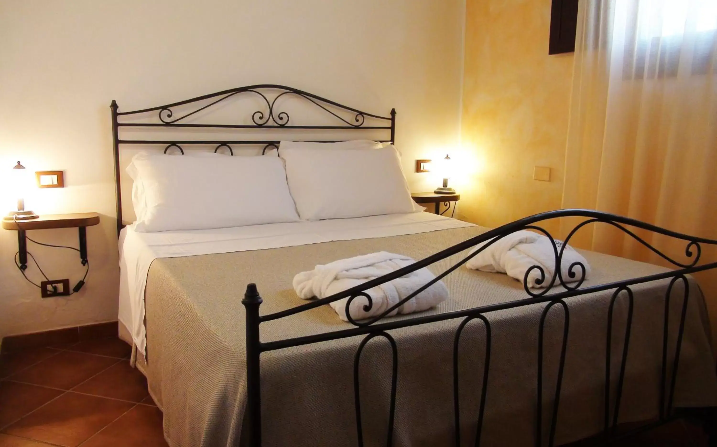 Bedroom, Bed in Hotel La Corte Del Sole