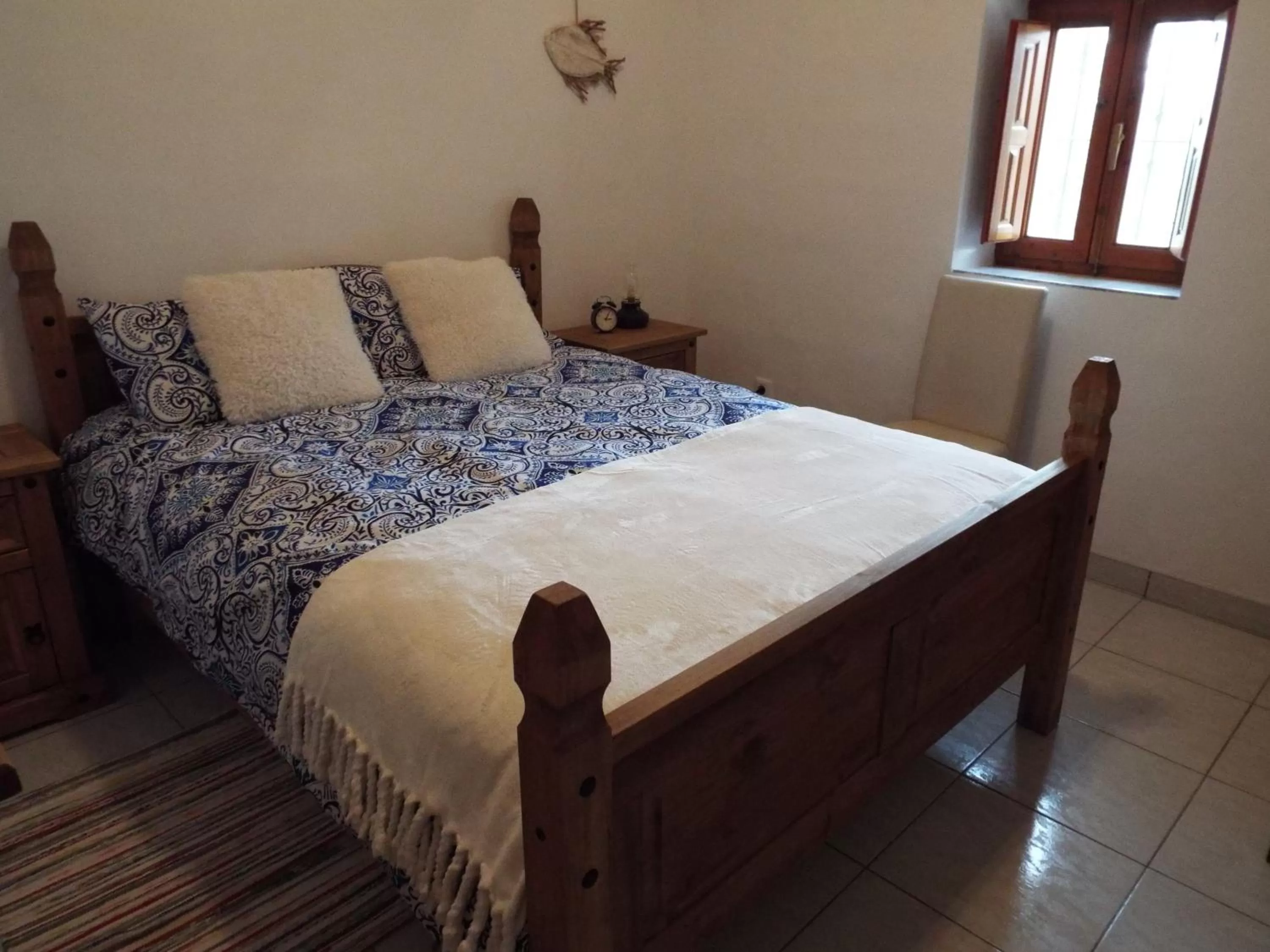Facade/entrance, Bed in Cortijo Esperanza