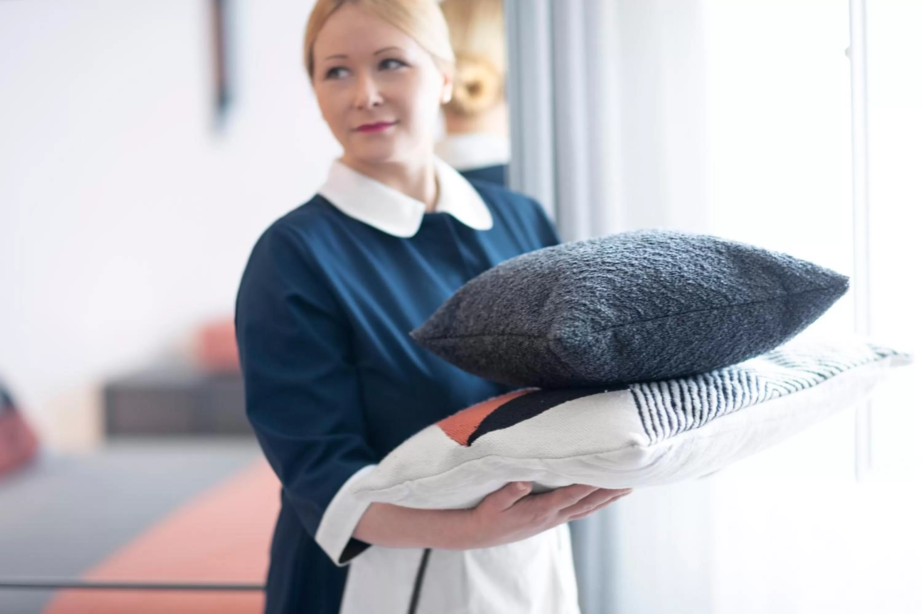 Staff in Hotel Plaza e de Russie - Relais & Châteaux