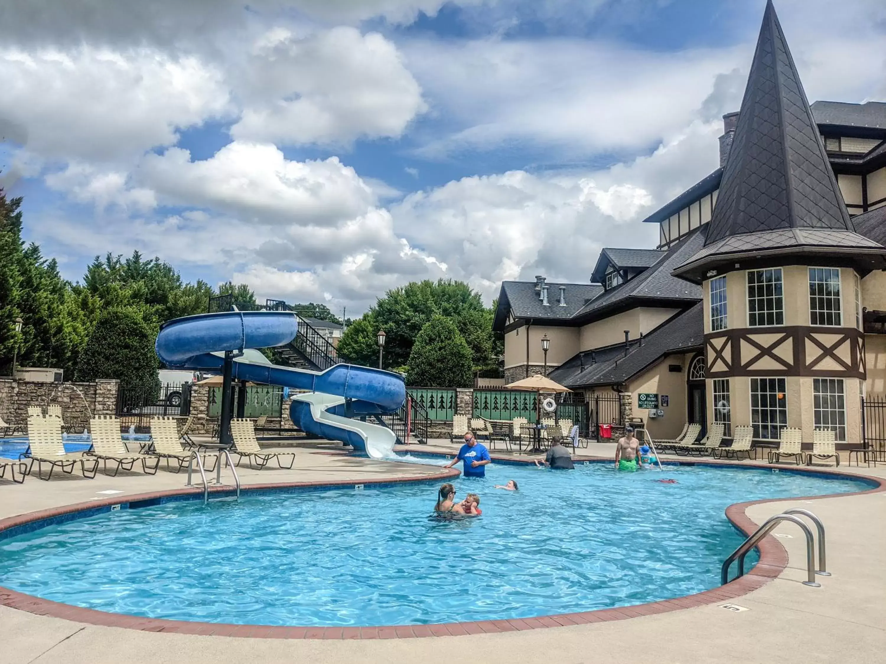 Swimming Pool in The Inn at Christmas Place