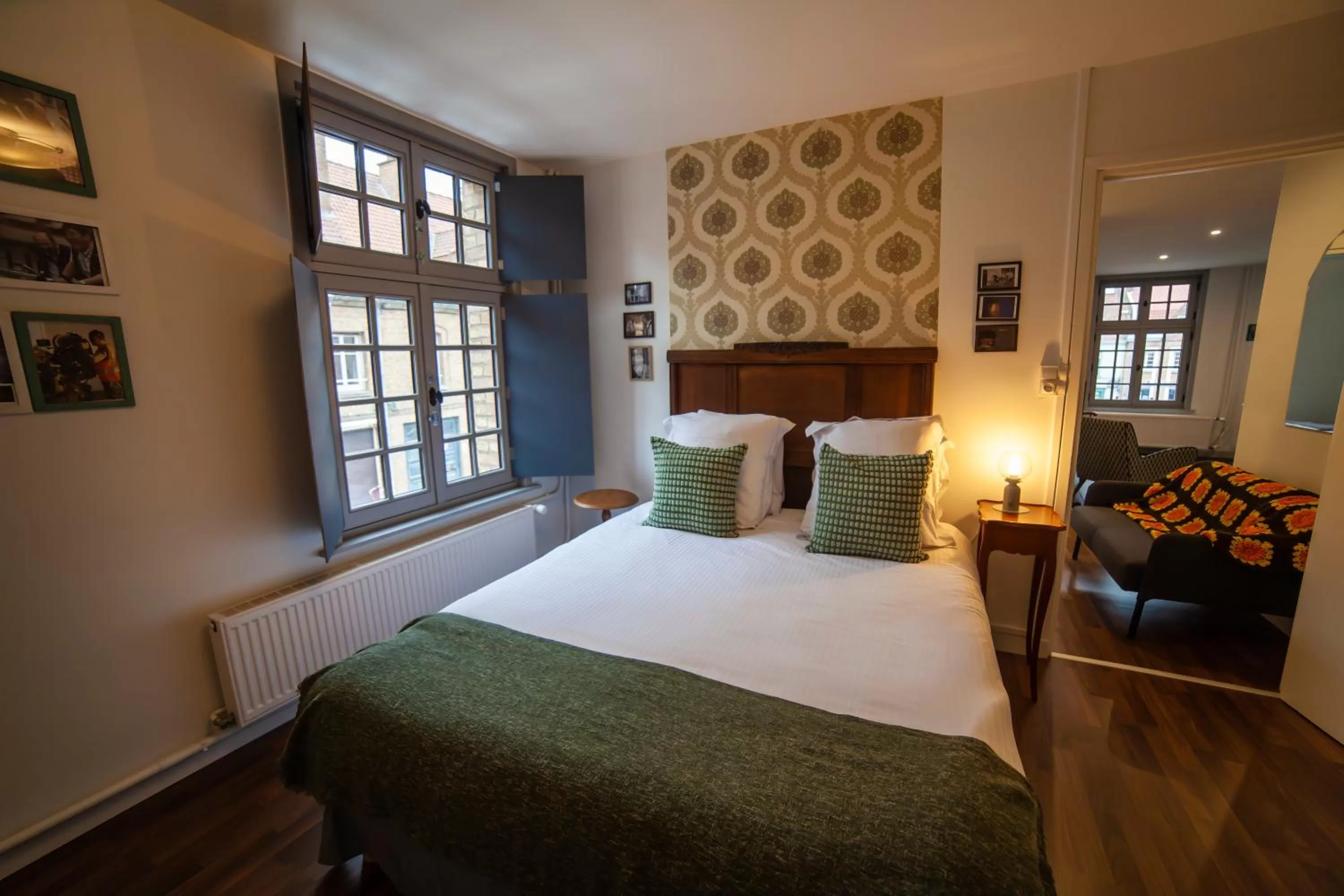 Bedroom, Bed in Bienvenue Chez Nous