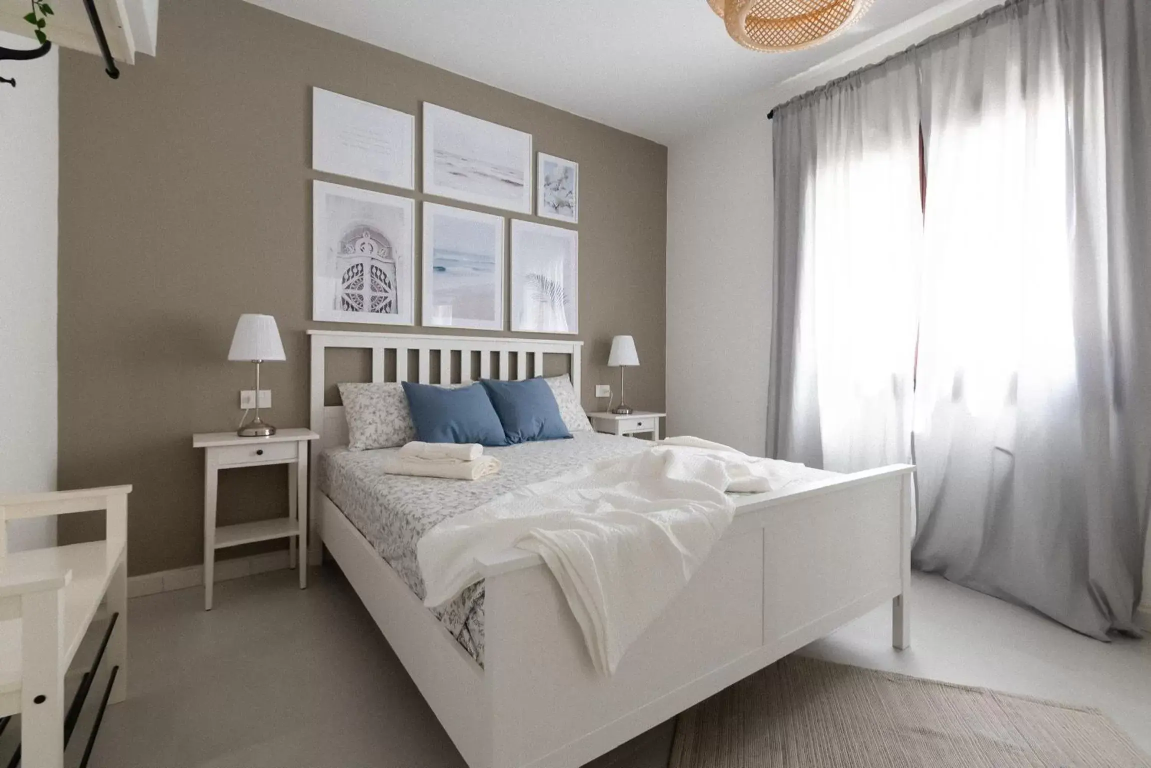 Large Double Room in Tortora bed and breakfast Large Double Room in Tortora bed and breakfast