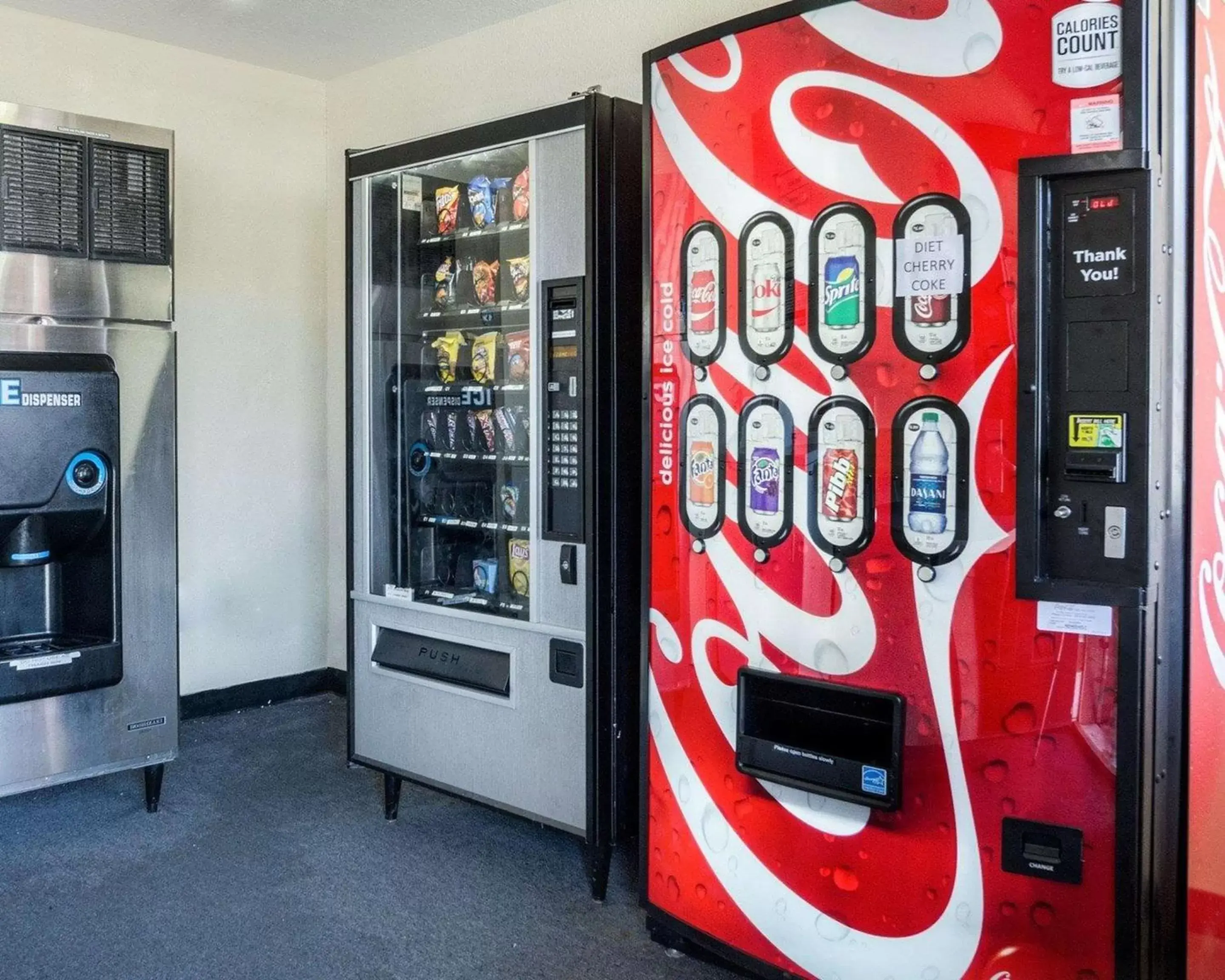 Other, Supermarket/Shops in Econo Lodge University