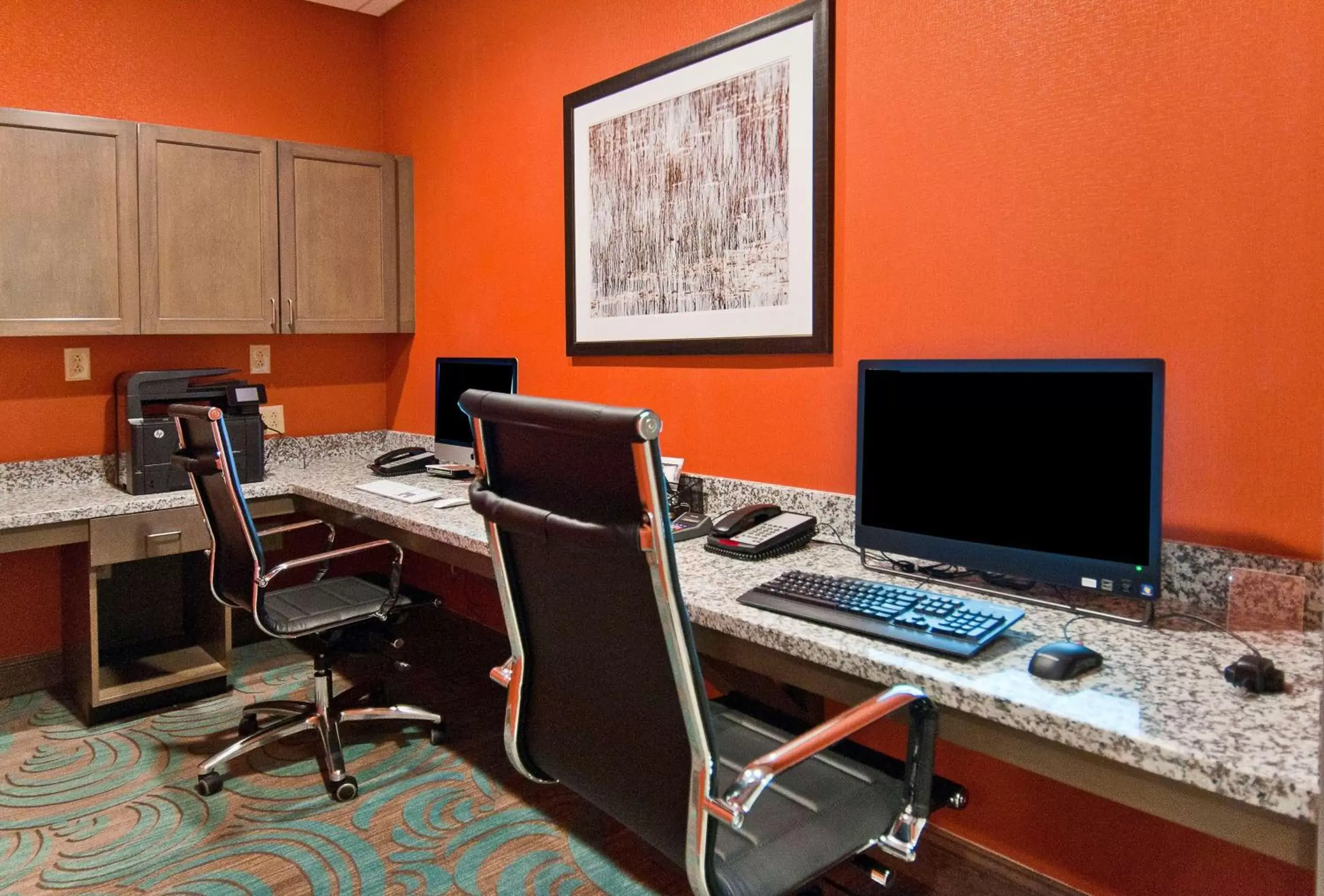 Business facilities in Hampton Inn & Suites Pensacola/I-10 Pine Forest Road