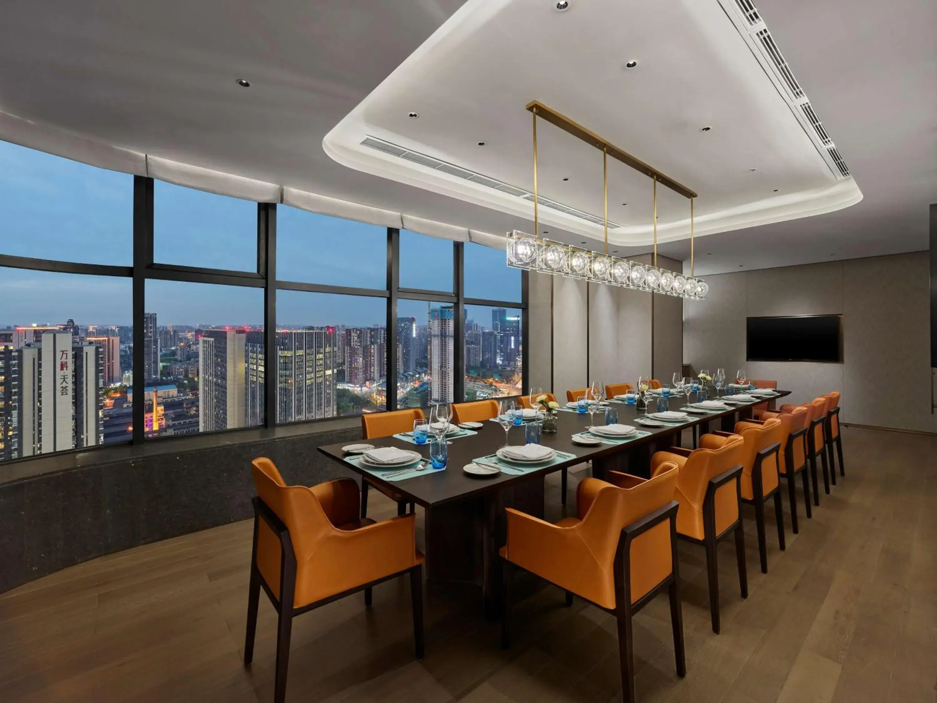 Restaurant/places to eat in DoubleTree By Hilton Chengdu Riverside