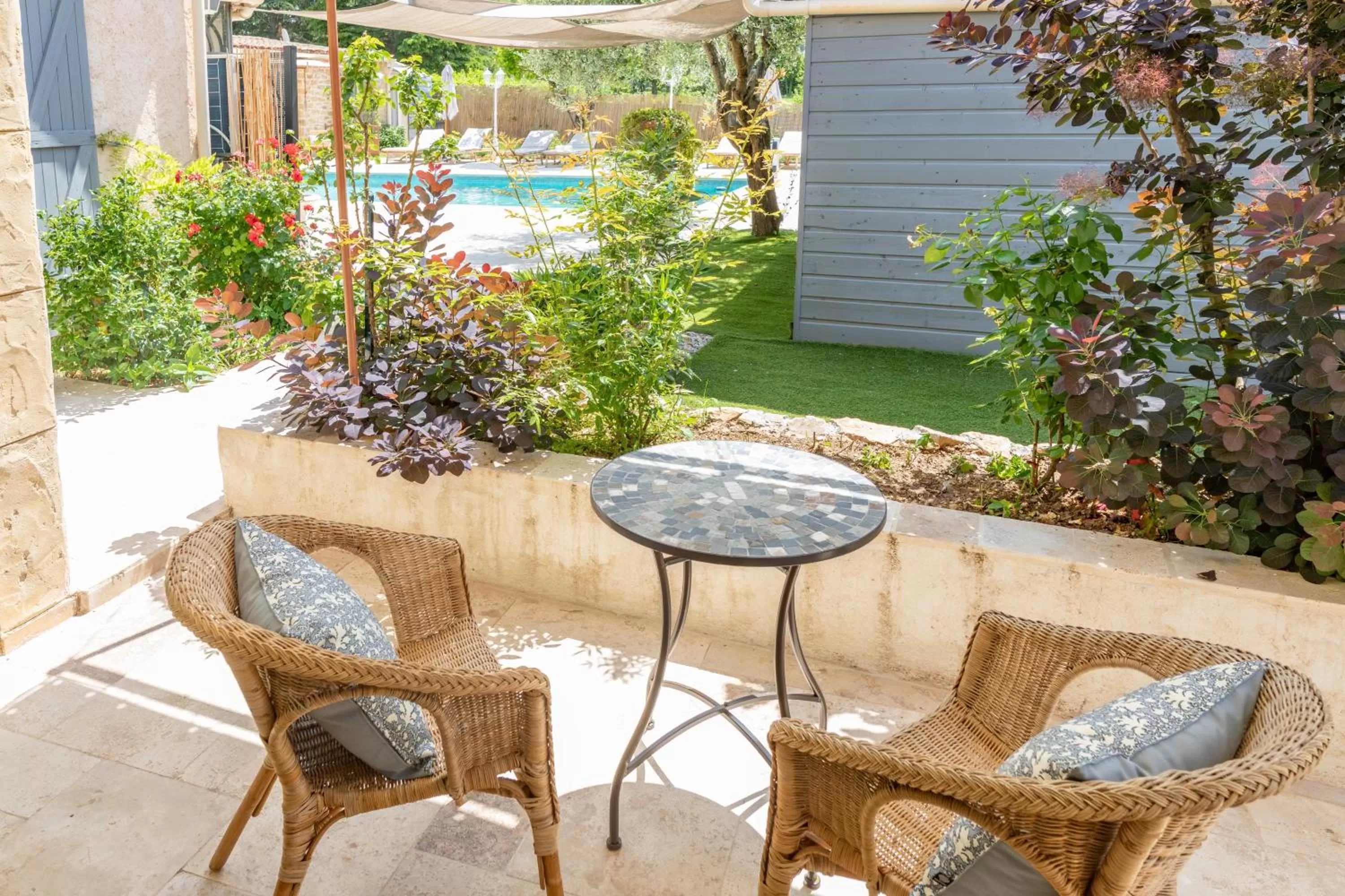 Patio, Patio/Outdoor Area in La Bastide du Mûrier