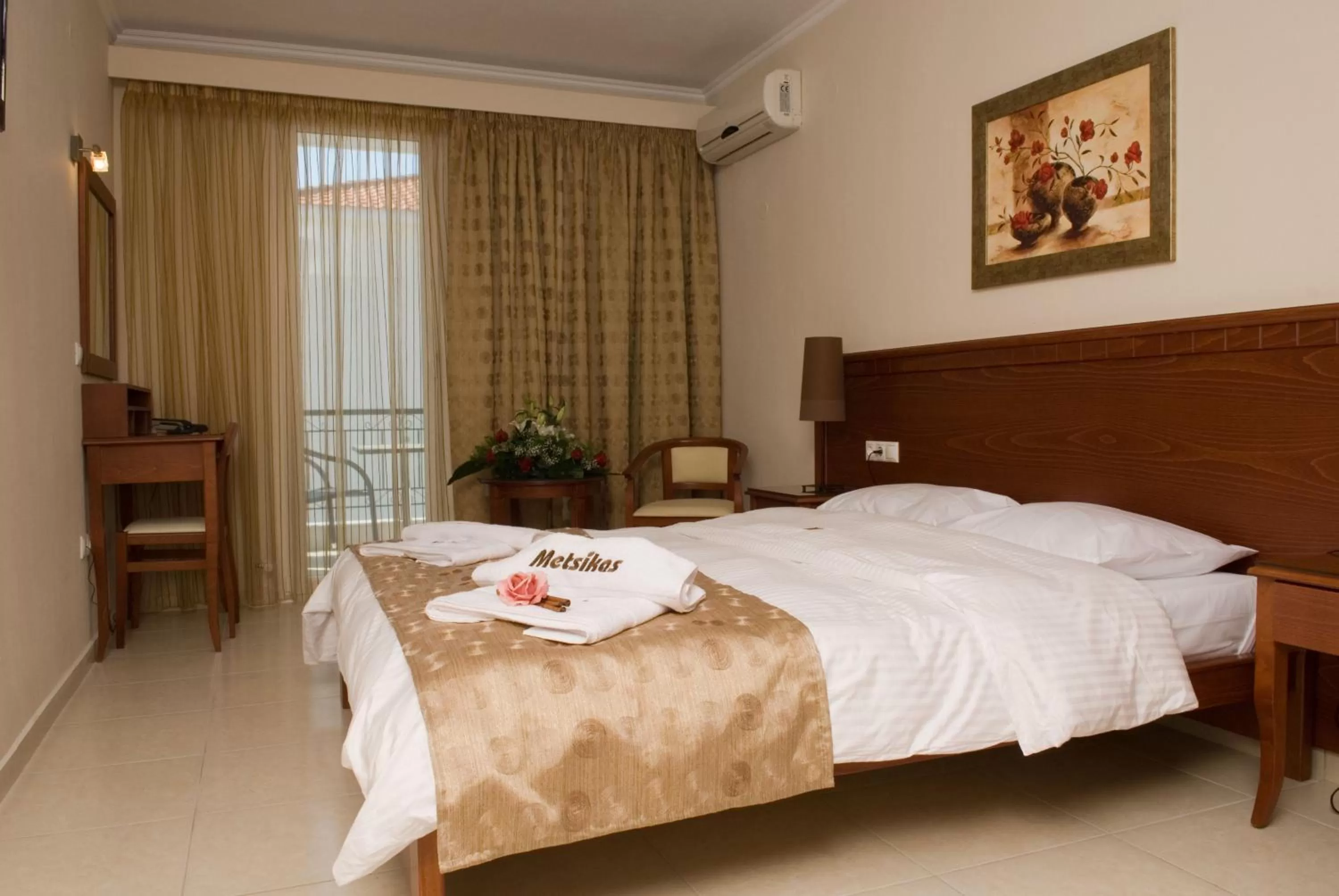 Standard Room with Pool View in Metsikas Residence