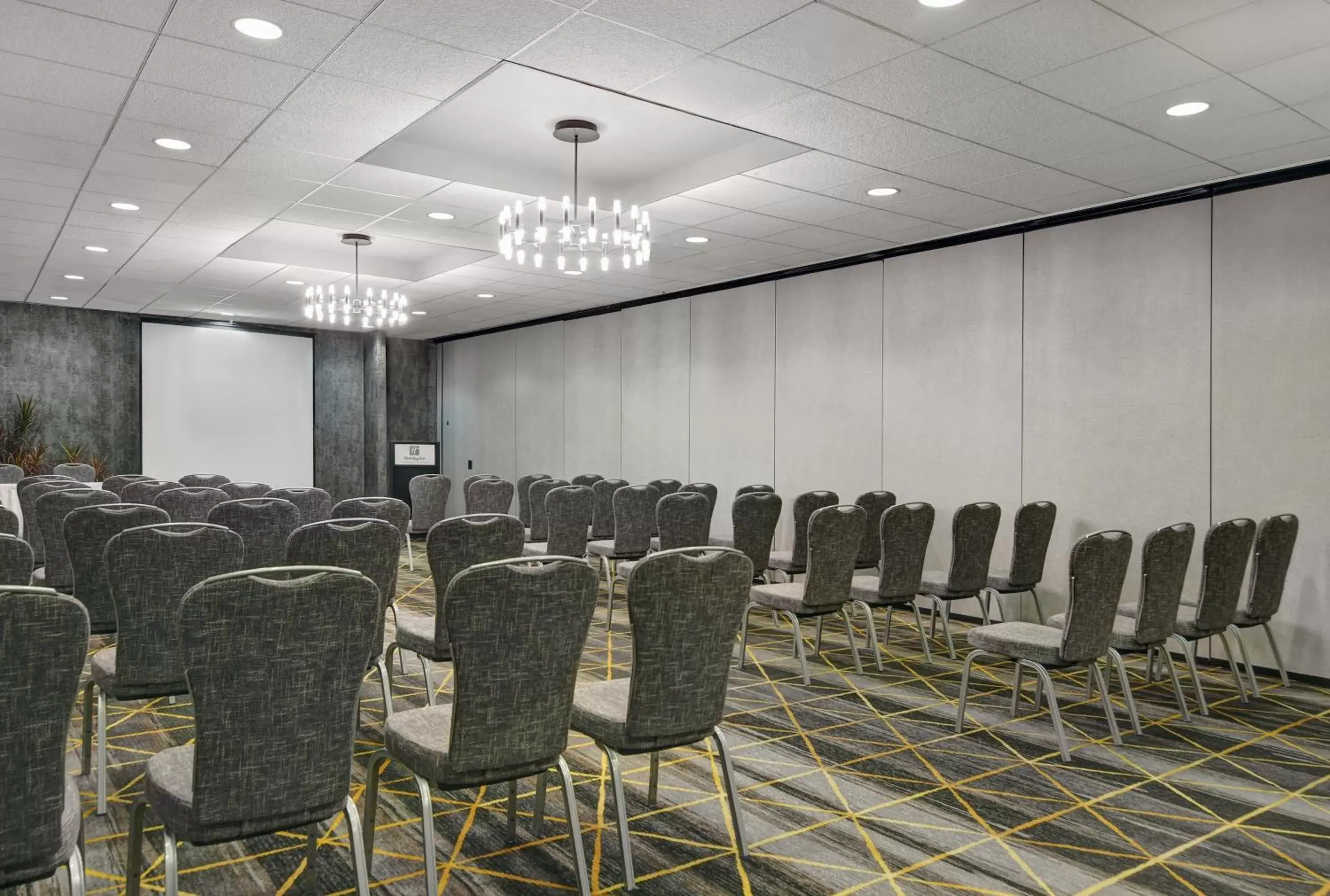 Meeting/conference room in Holiday Inn Philadelphia-Cherry Hill, an IHG Hotel