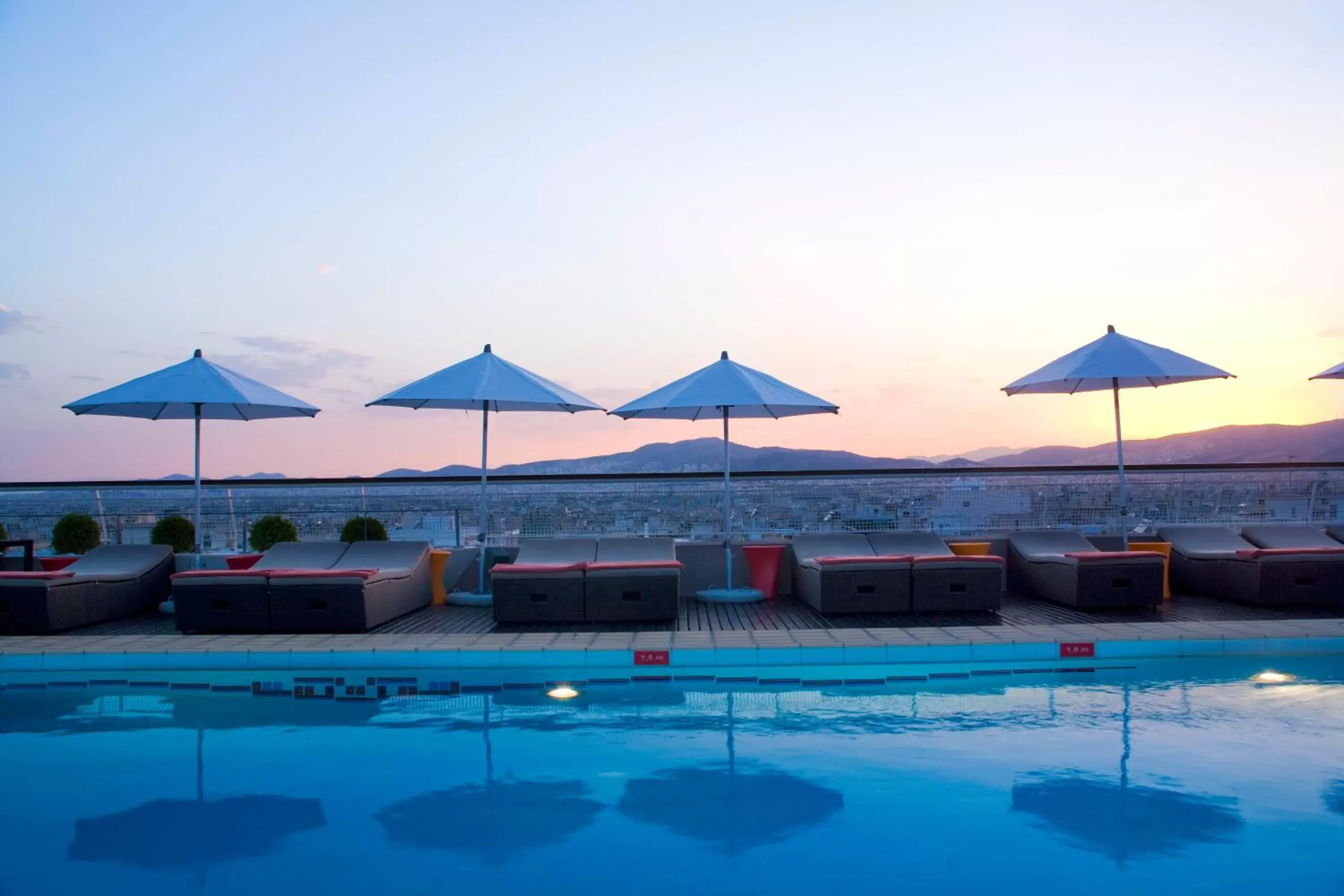 Activities, Swimming Pool in Novotel Athens