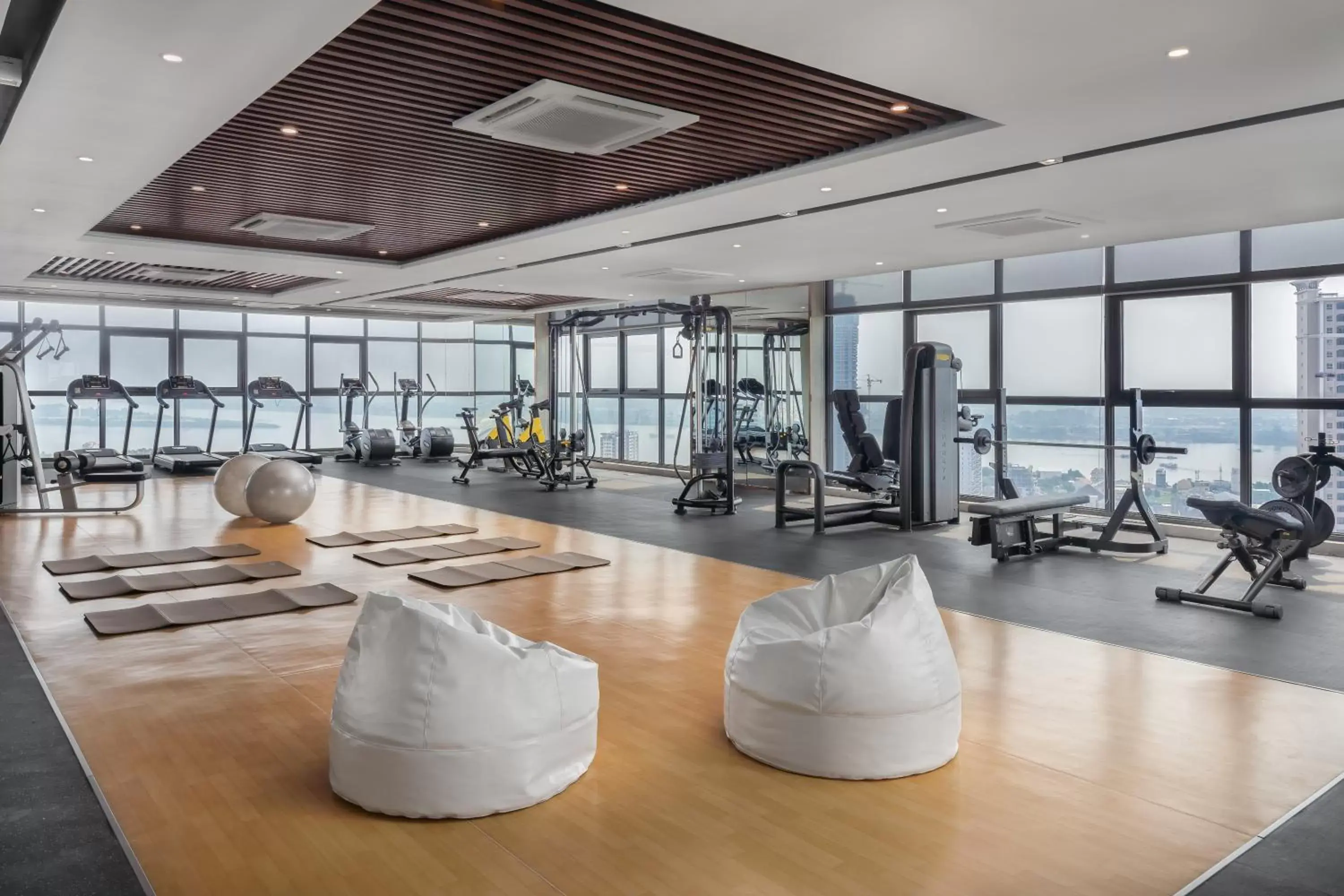 Fitness centre/facilities in The Peninsula Phnom Penh Fitness centre/facilities in The Peninsula Phnom Penh