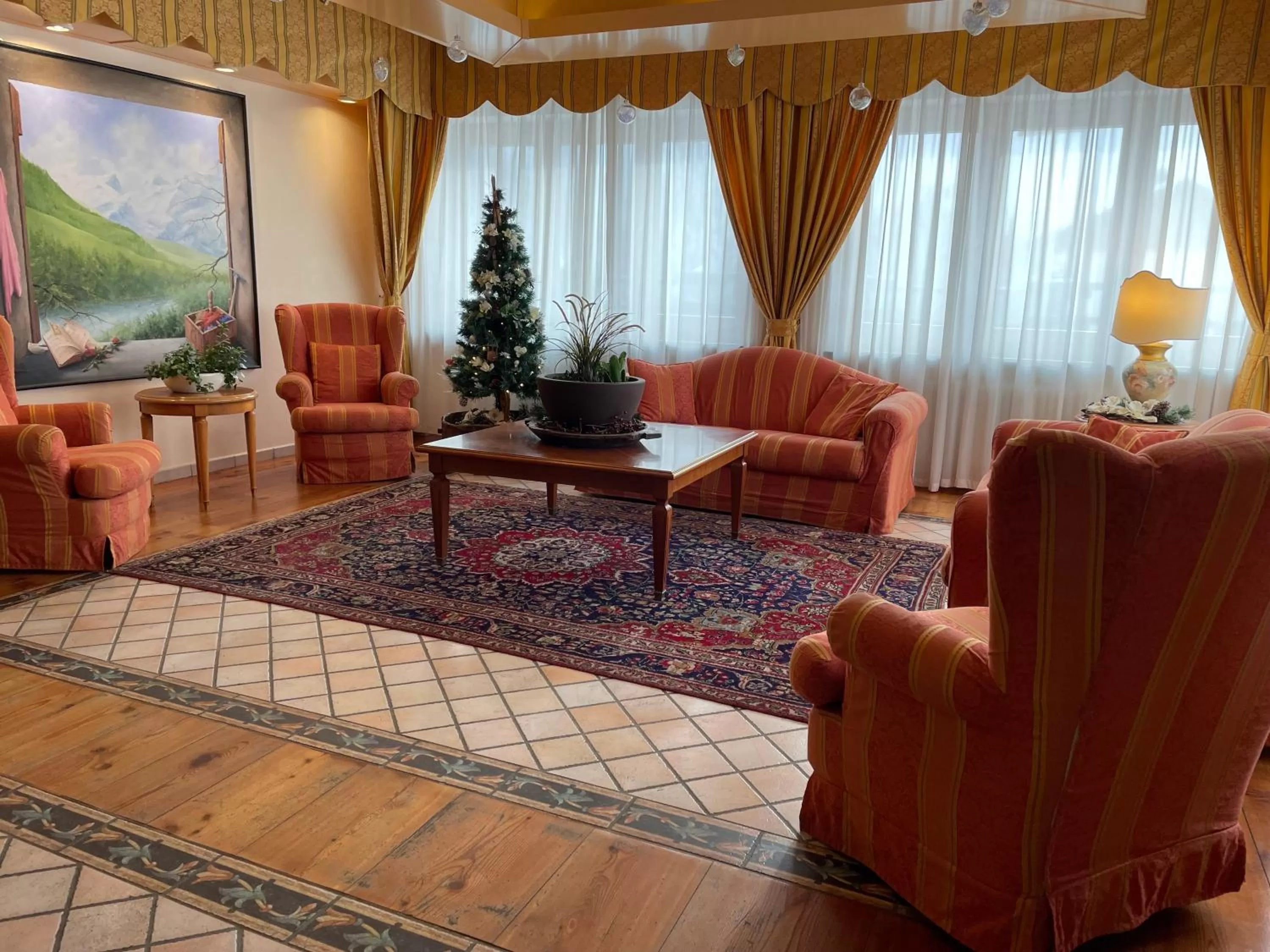 Lobby or reception in HG Hotel Italia