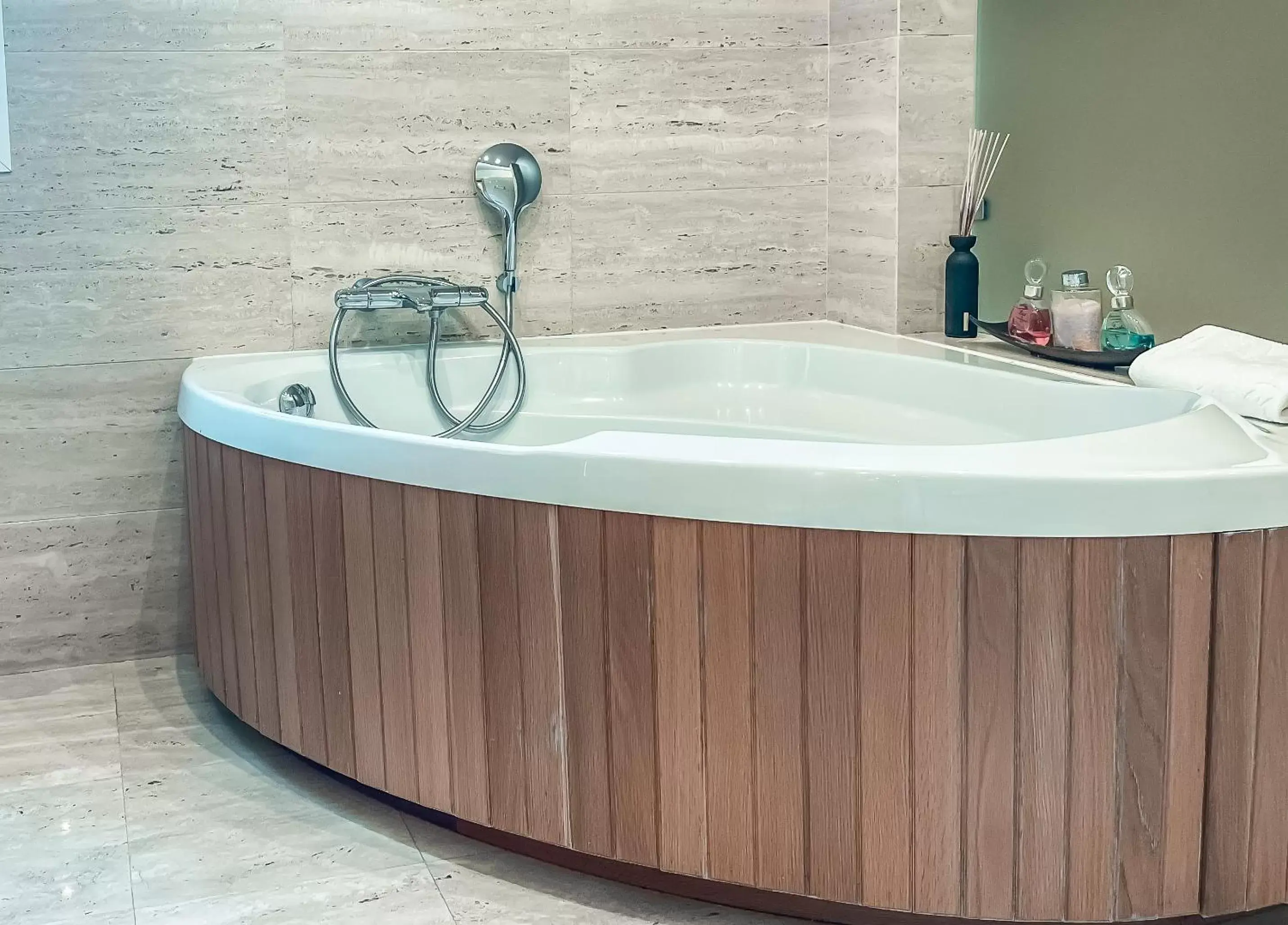 Hot Tub, Bathroom in The Marbella Heights Boutique Hotel