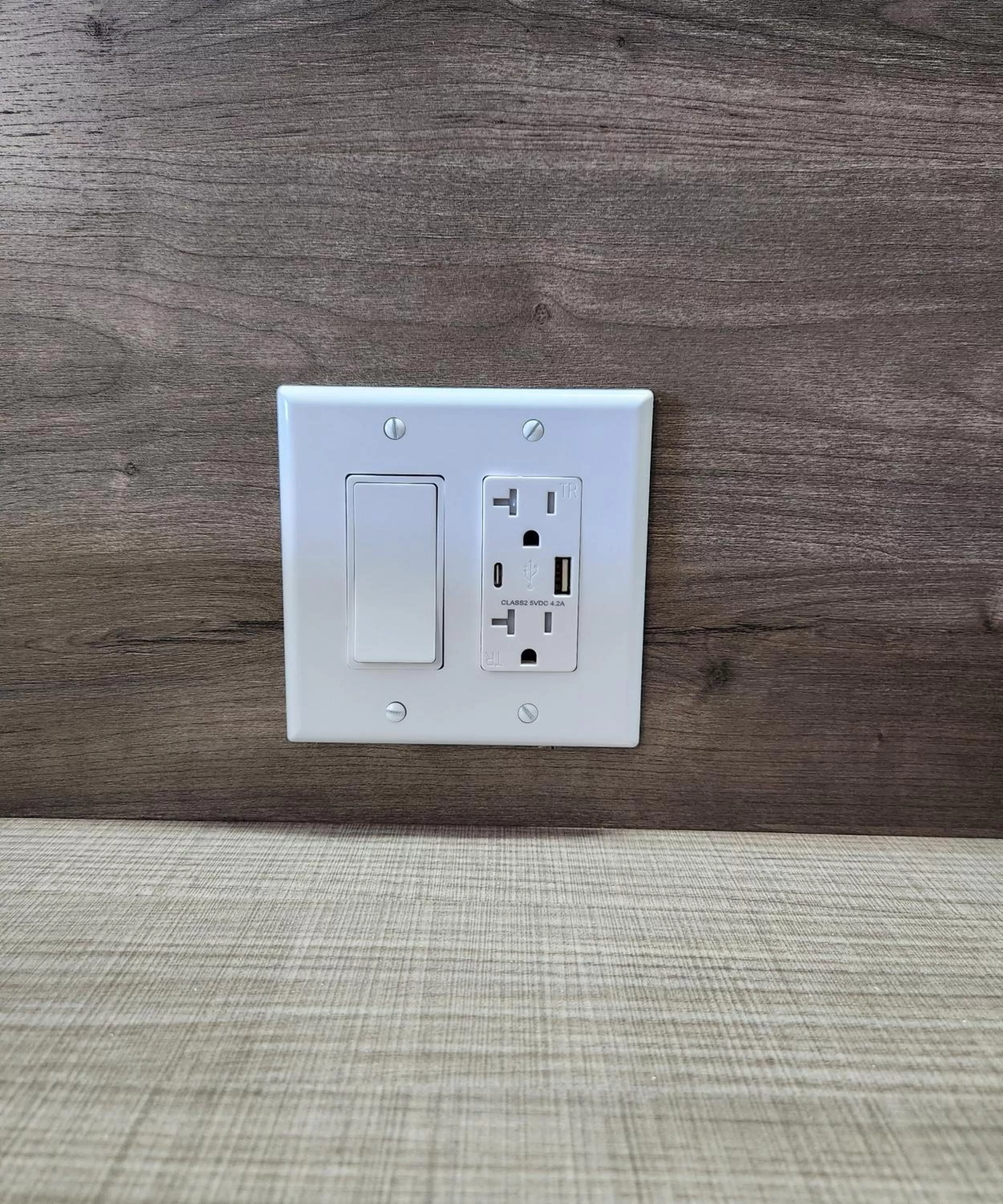 room service in Desert Inn Tucumcari