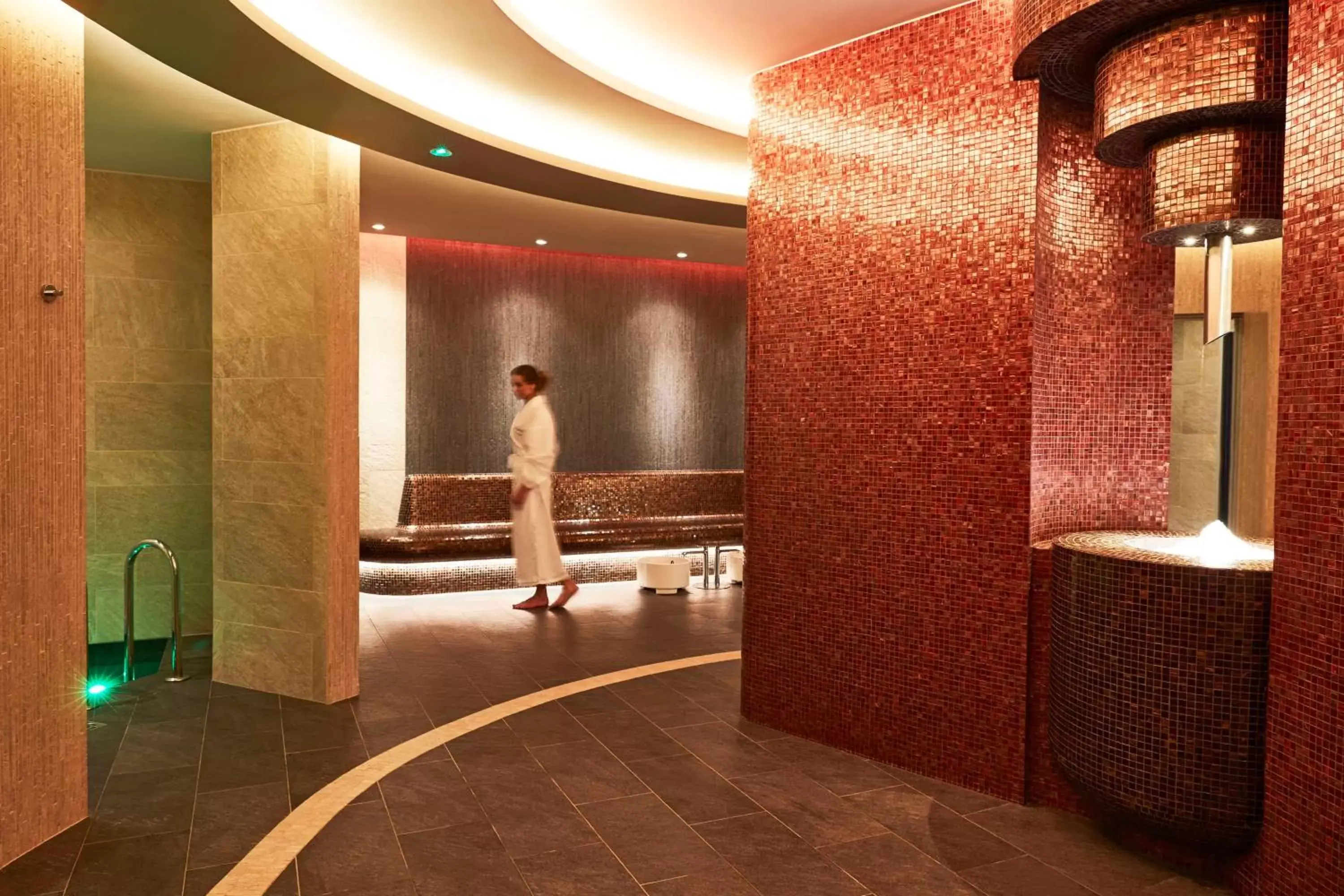 Spa and wellness centre/facilities, Bathroom in Grand Hotel Kempinski Riga