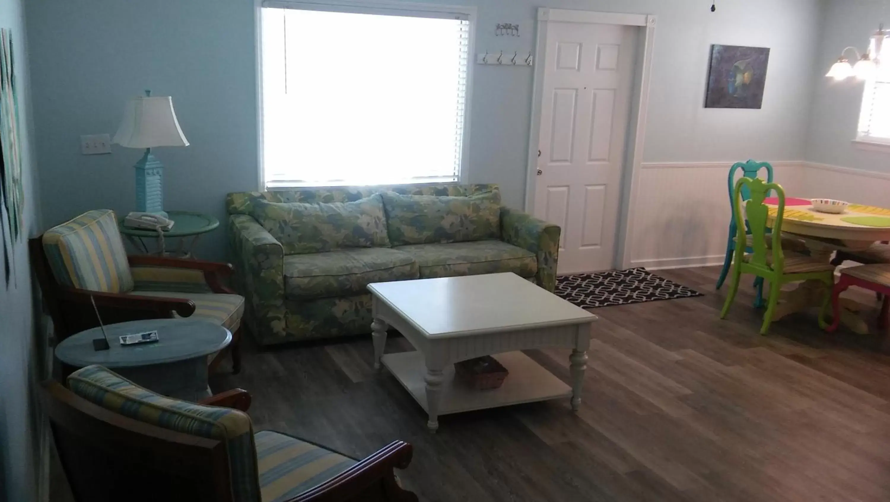 Living room, Lounge/Bar in Pineapple Villas