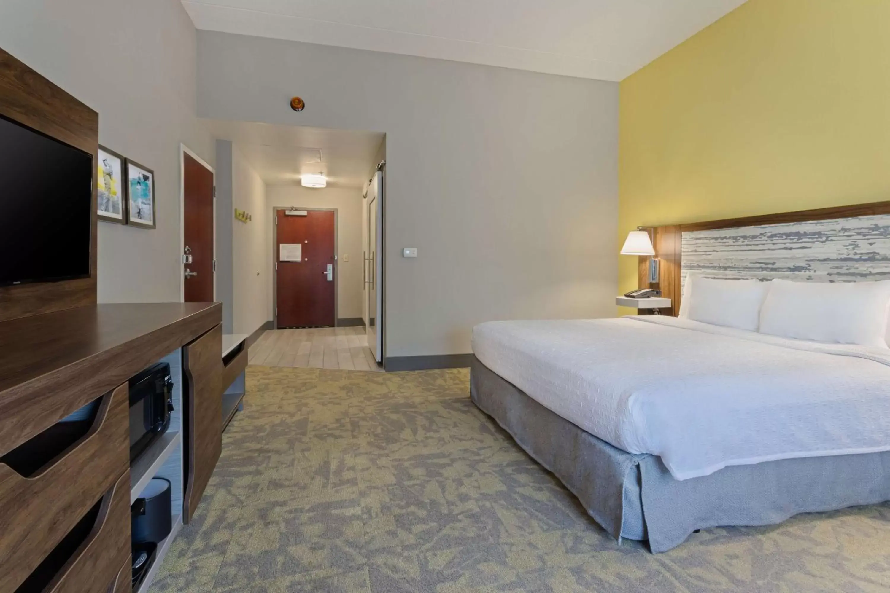 Bed in Hampton Inn Jacksonville-I-295 East/Baymeadows