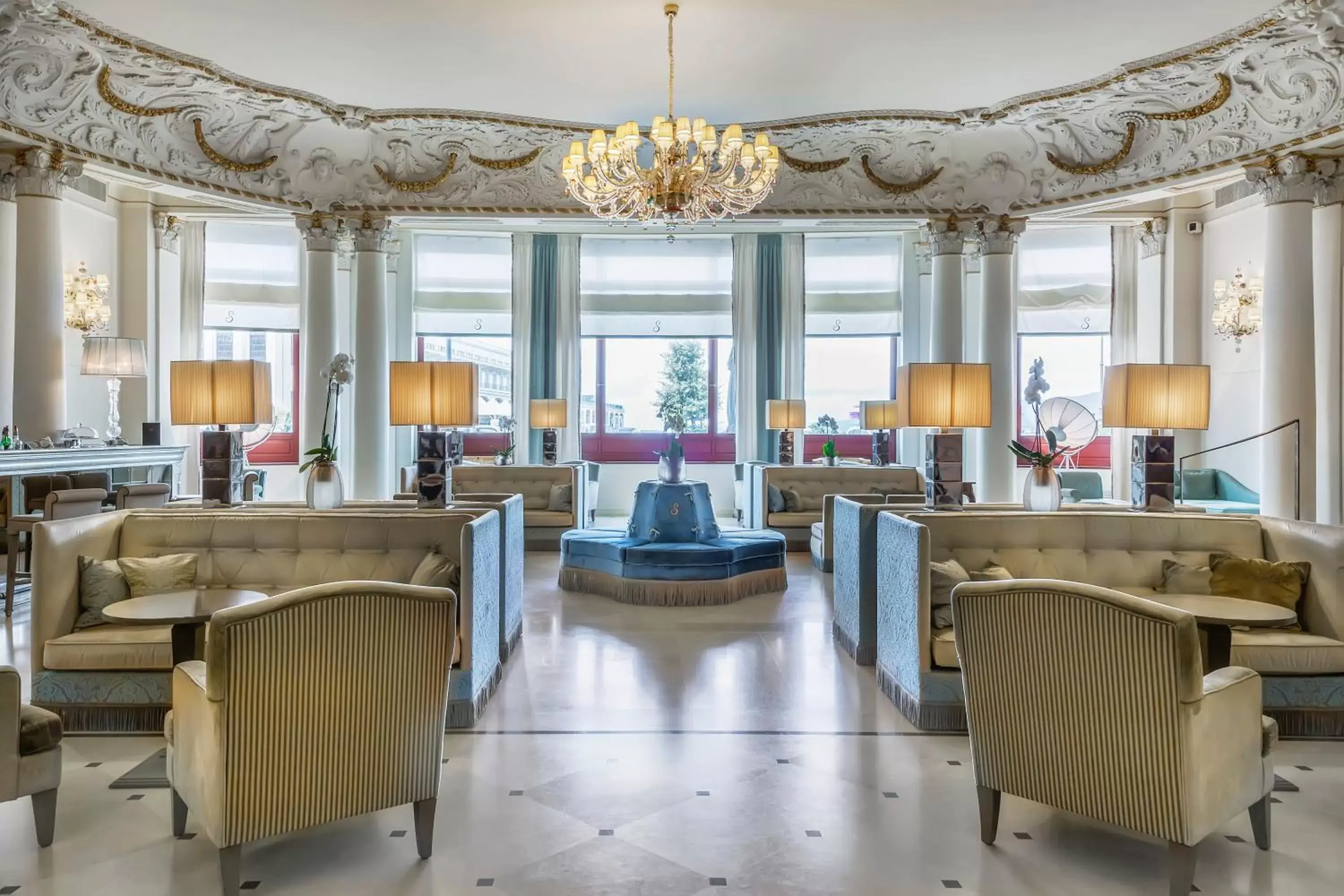 Lobby or reception, Restaurant/Places to Eat in Savoia Excelsior Palace Trieste - Starhotels Collezione