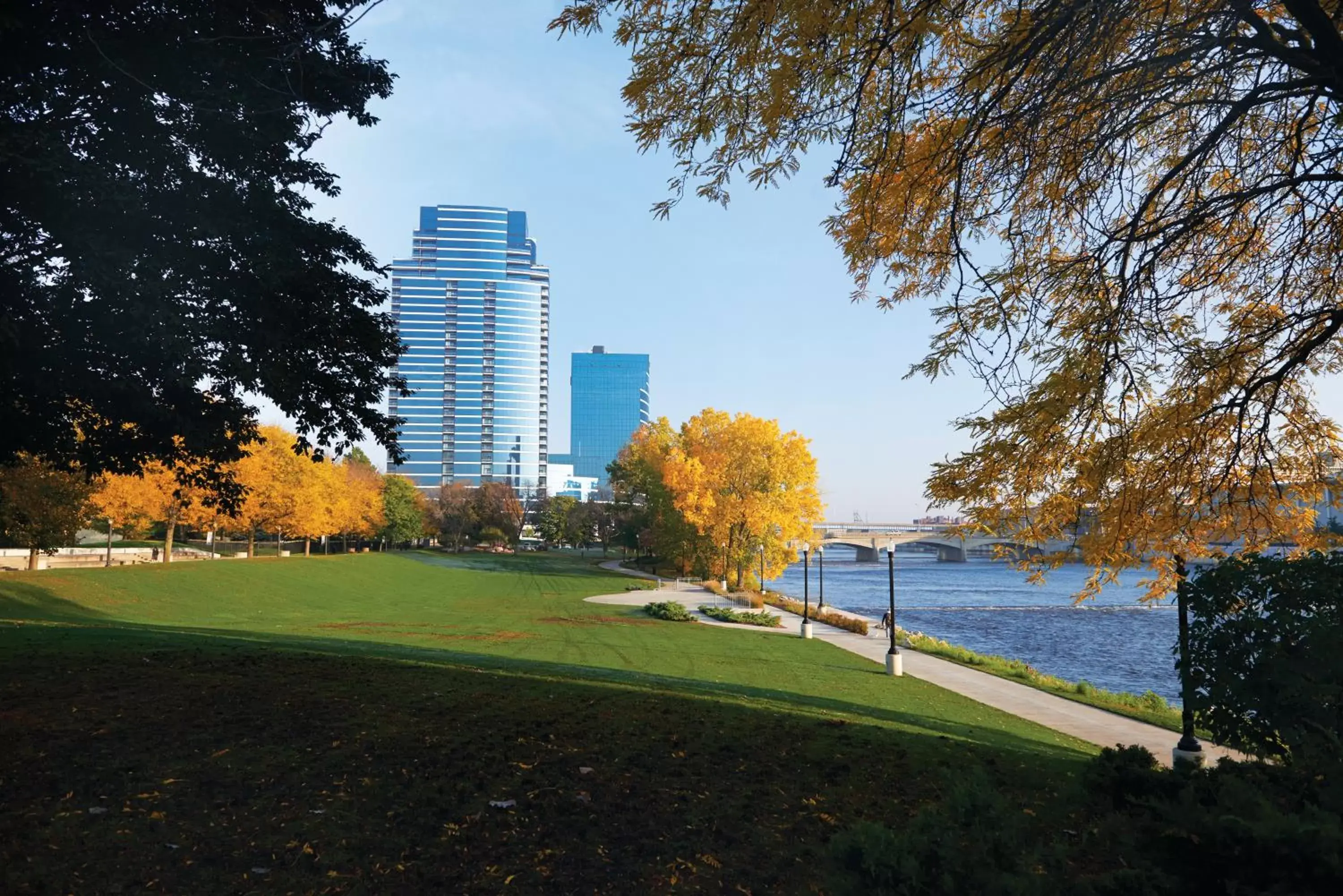 Area and facilities, Garden in Holiday Inn Grand Rapids Downtown, an IHG Hotel