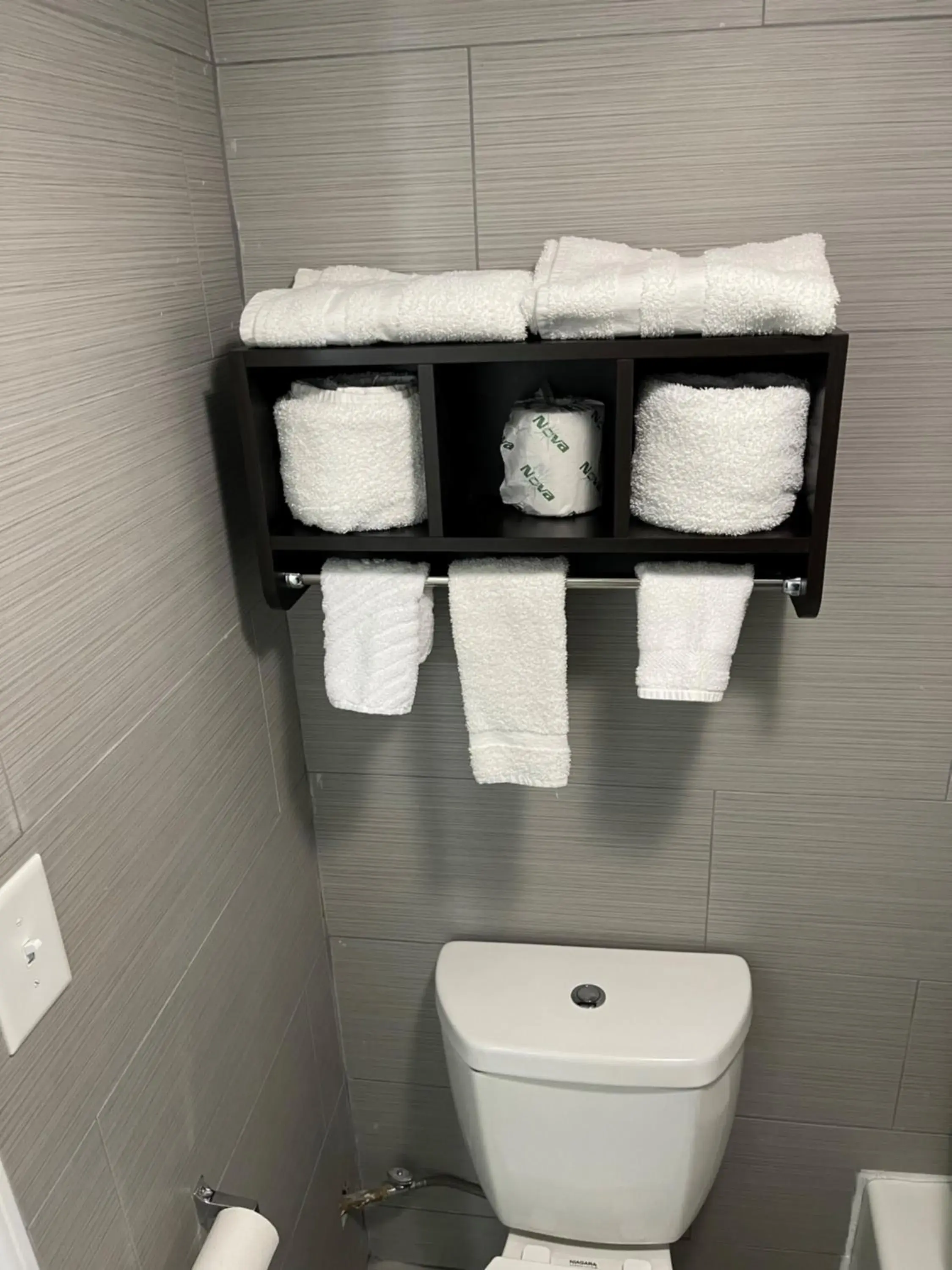 Bathroom in Days Inn by Wyndham Calhoun GA I-75 and US-41 Bathroom in Days Inn by Wyndham Calhoun GA I-75 and US-41