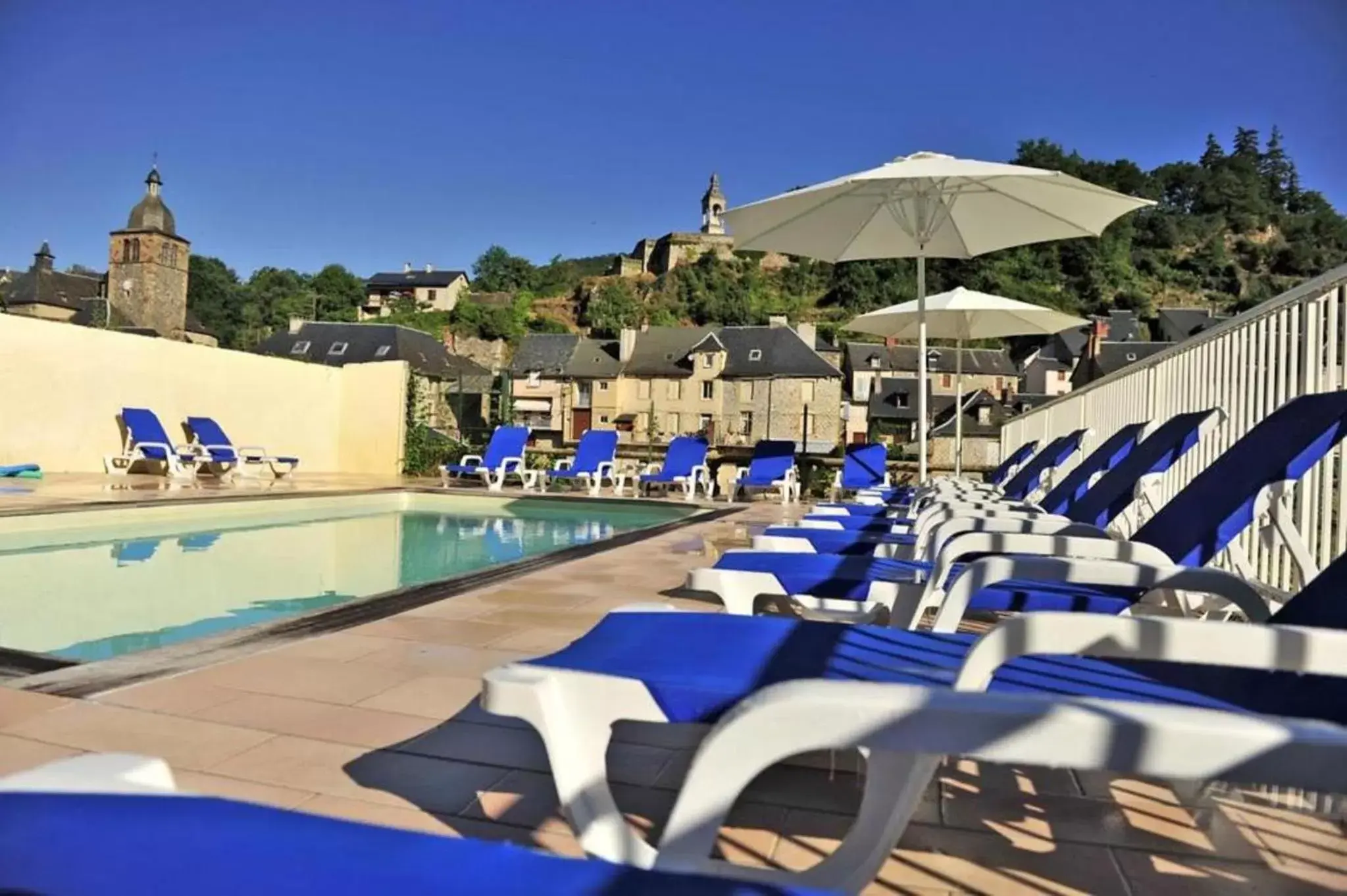 Swimming Pool in Chateau Ricard