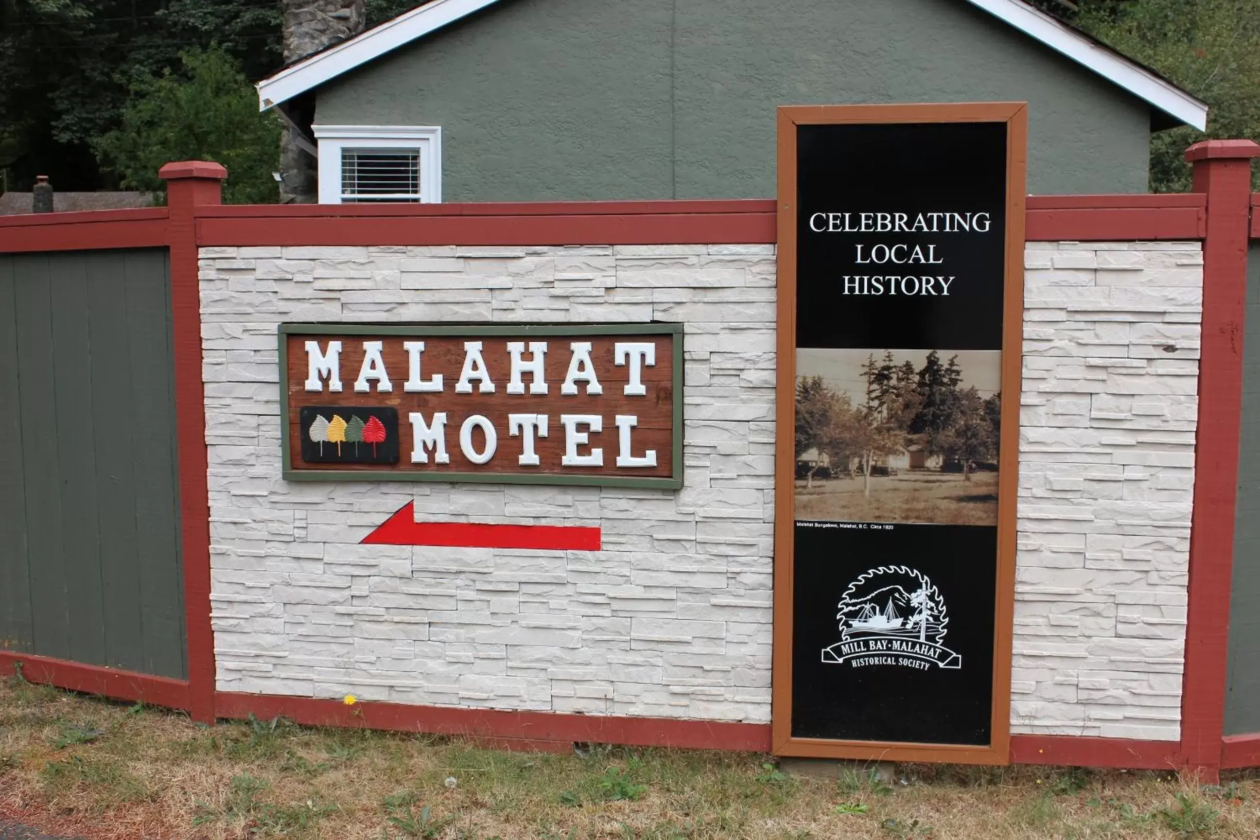 Property logo or sign in Malahat Bungalows Motel