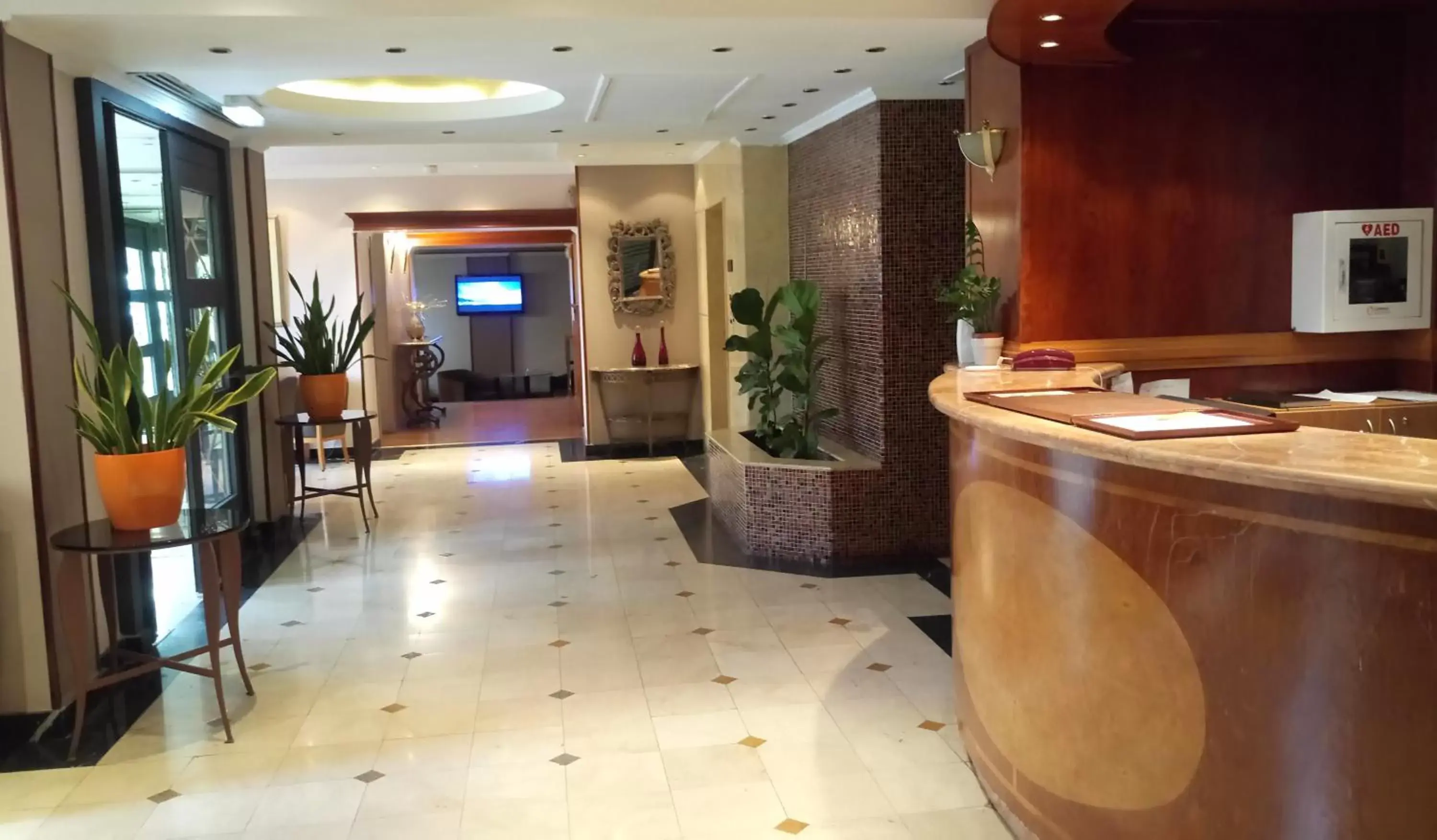 Lounge or bar, Lobby/Reception in Castelli Hotel Nicosia