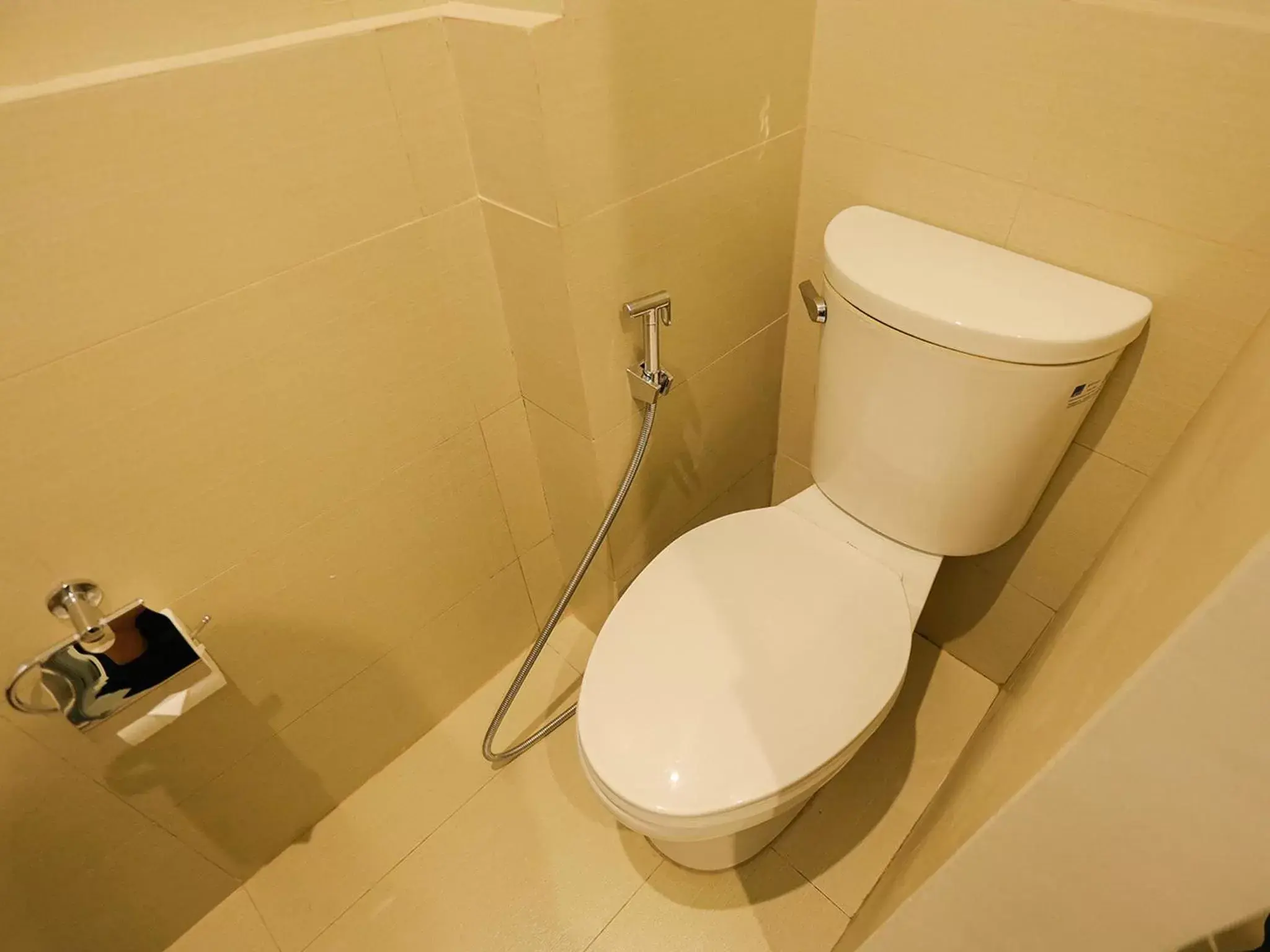 Toilet, Bathroom in Go Hotels Timog