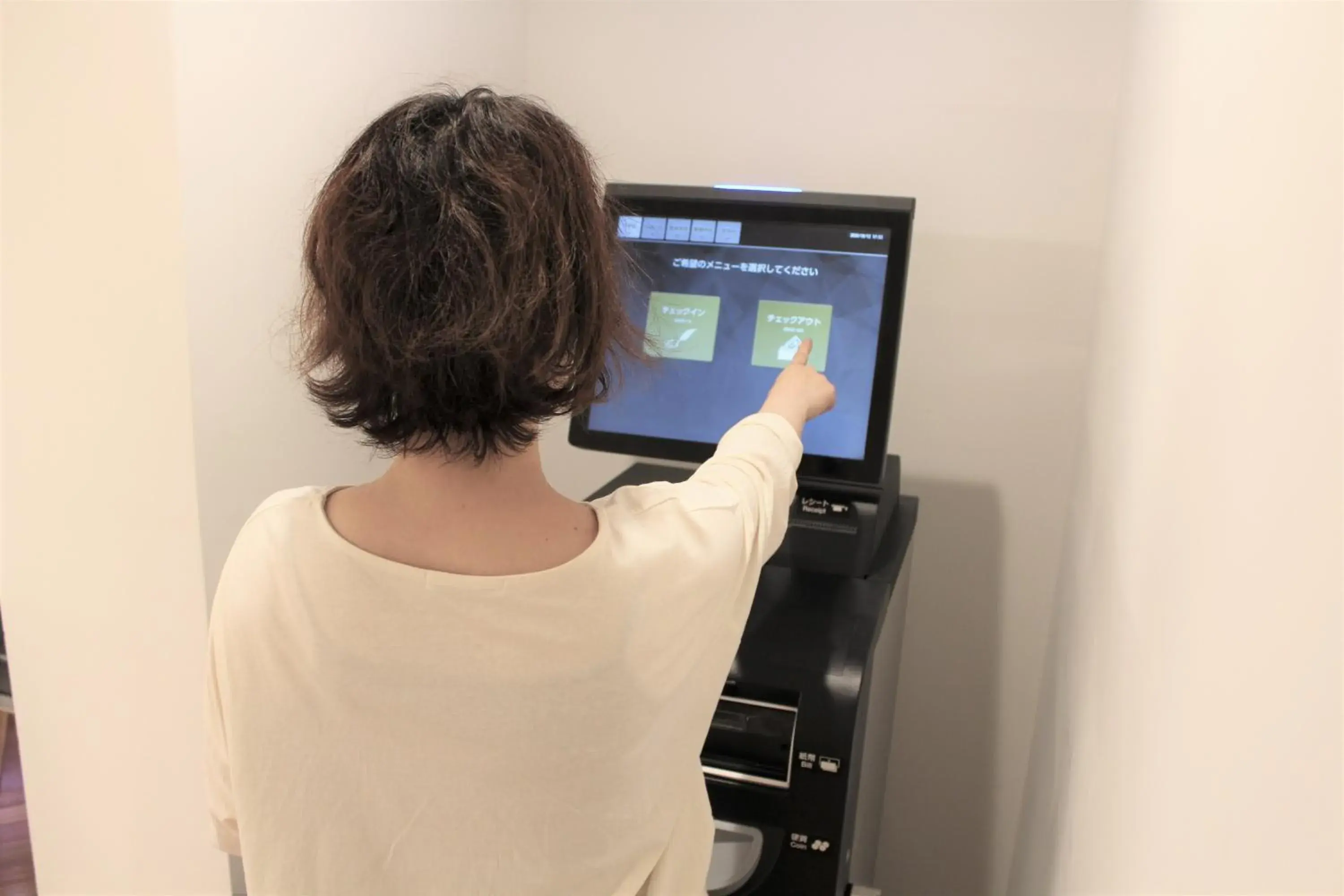 Lobby or reception in plat hostel keikyu haneda home Lobby or reception in plat hostel keikyu haneda home