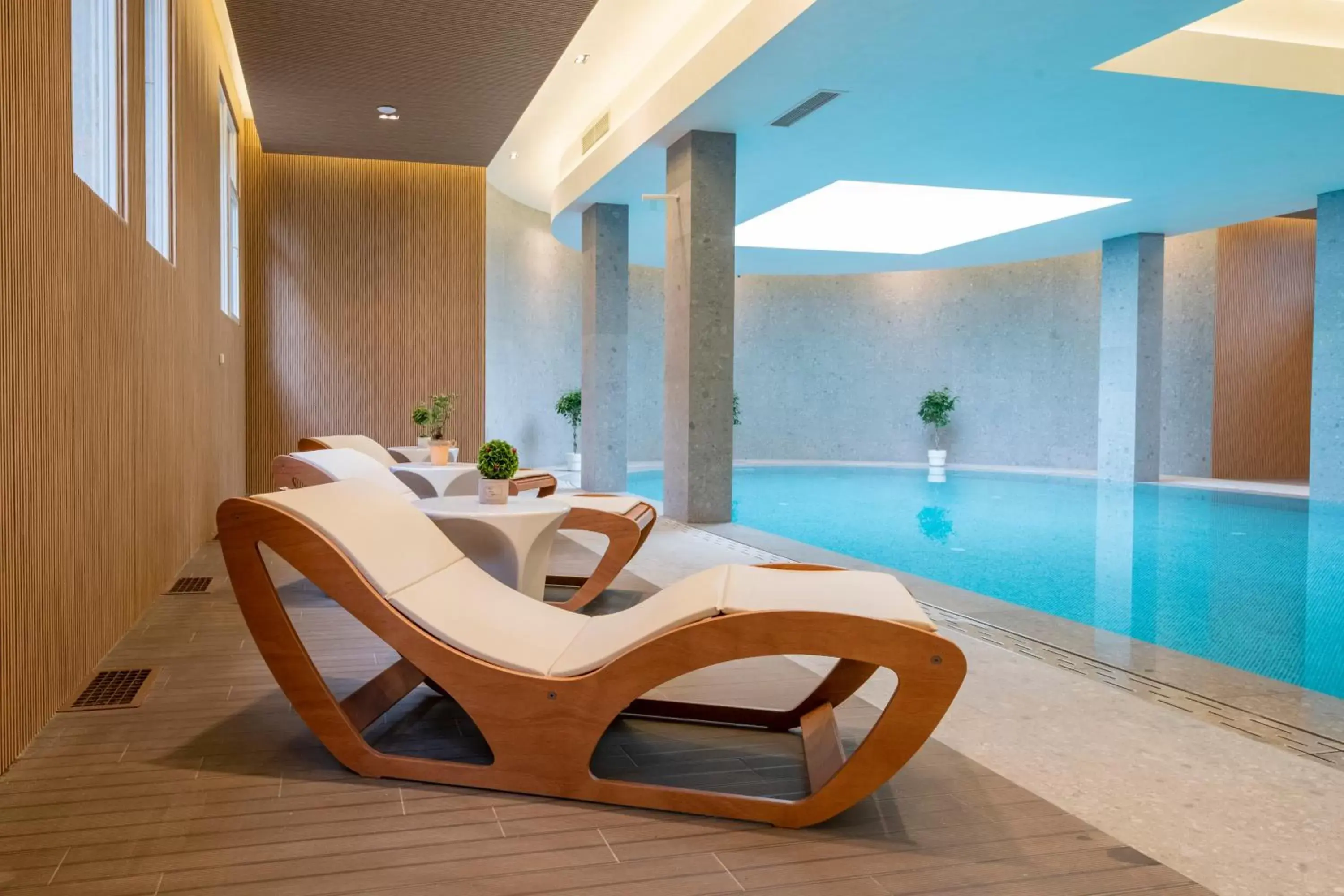 Swimming Pool in Maison Sofia - MGallery