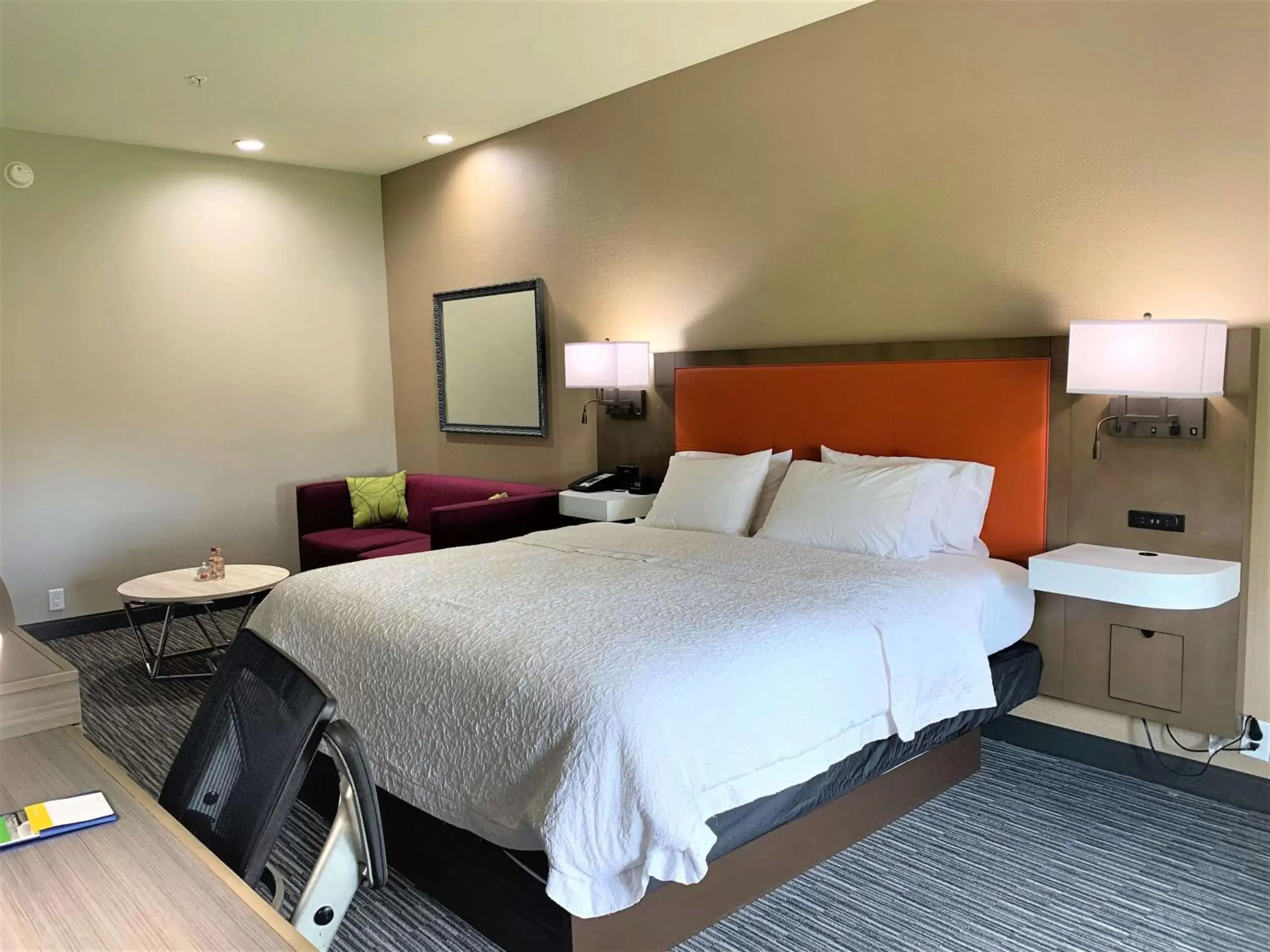 Bed in Hampton Inn Fort Stockton Bed in Hampton Inn Fort Stockton