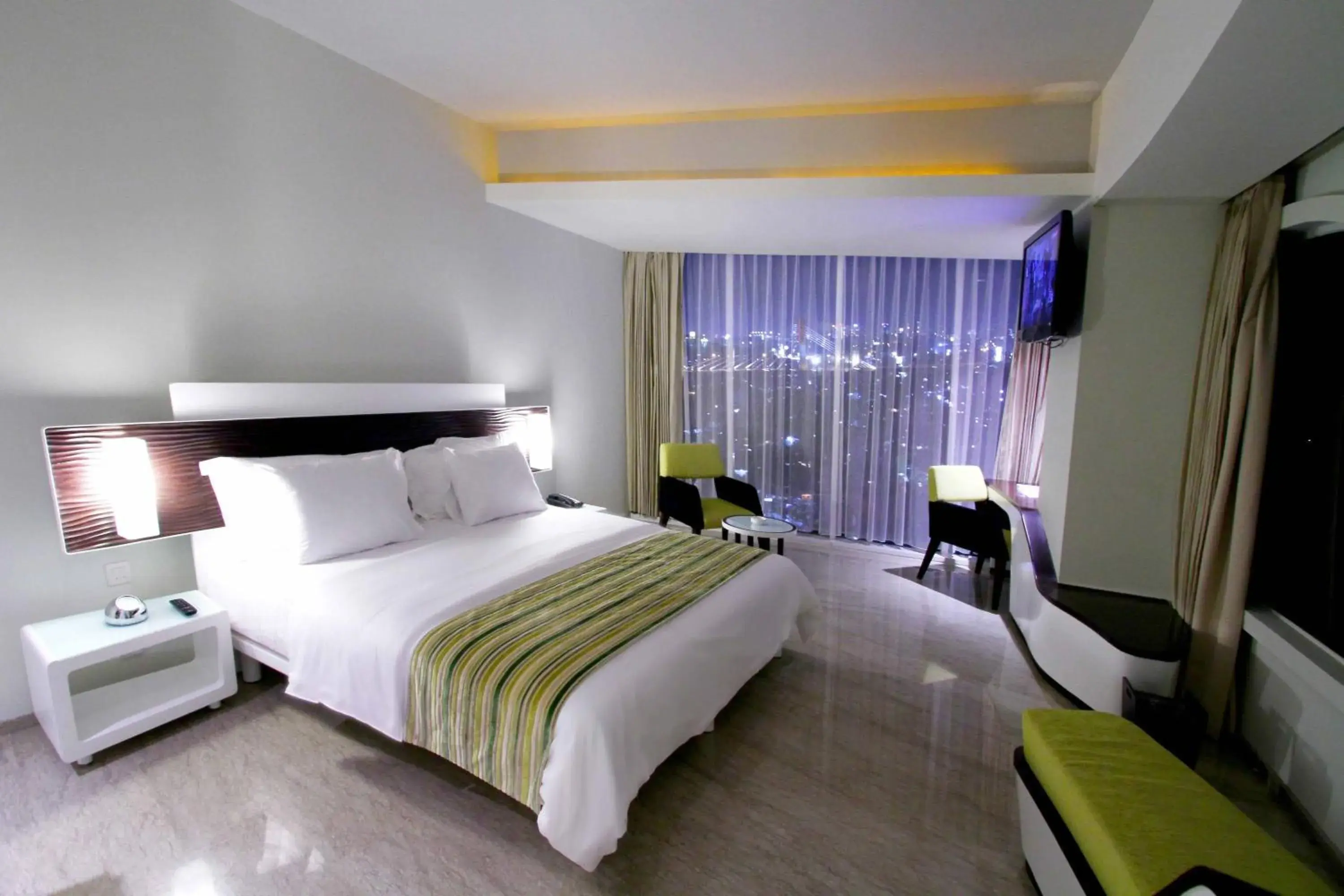 Day, Bed in Sensa Hotel Bandung